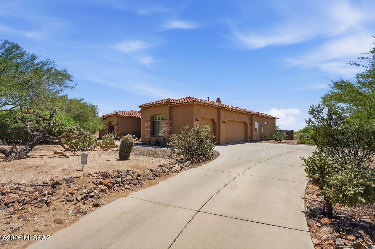 Dos Lagos at Dove Mountain (1-91) - Residential