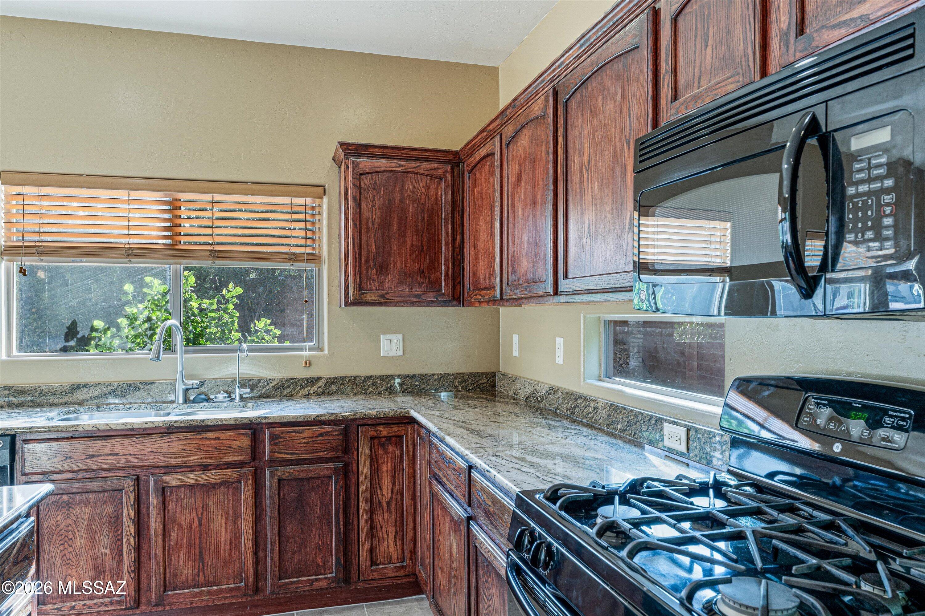 Encanto Del Lago (1-82) - Residential