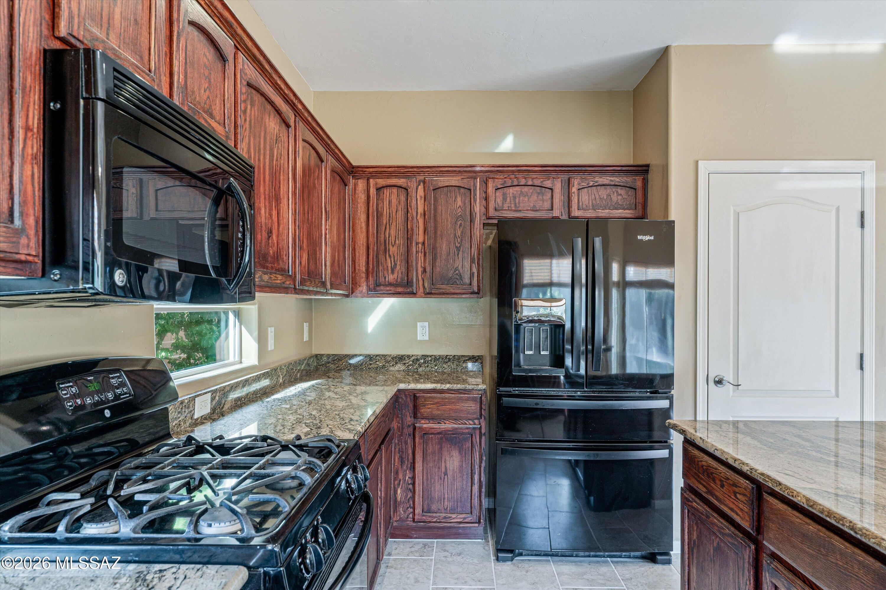 Encanto Del Lago (1-82) - Residential
