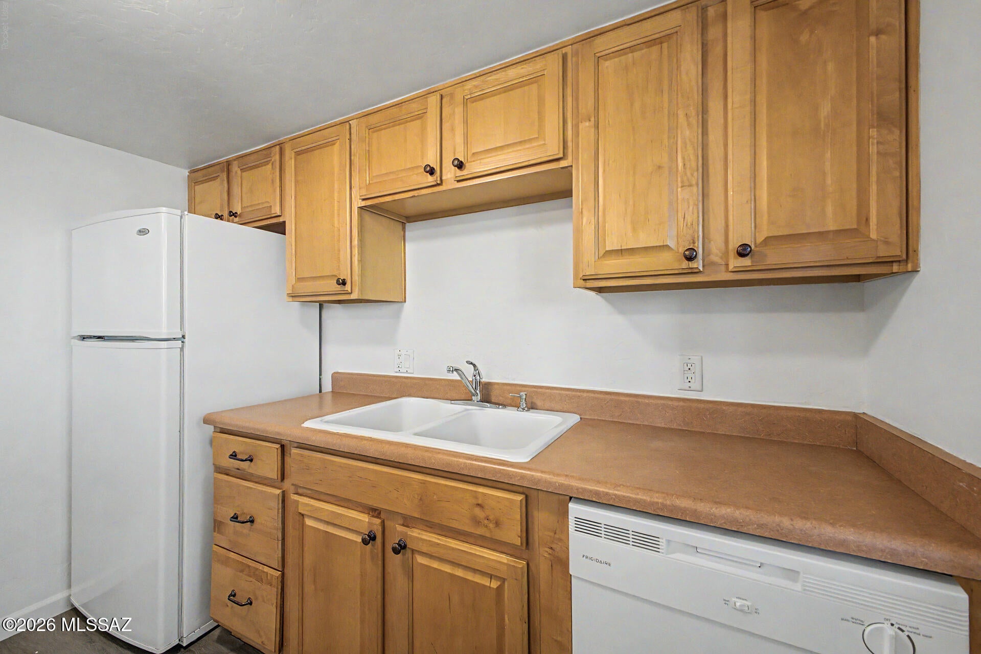 Sierra Madre Condos - Residential