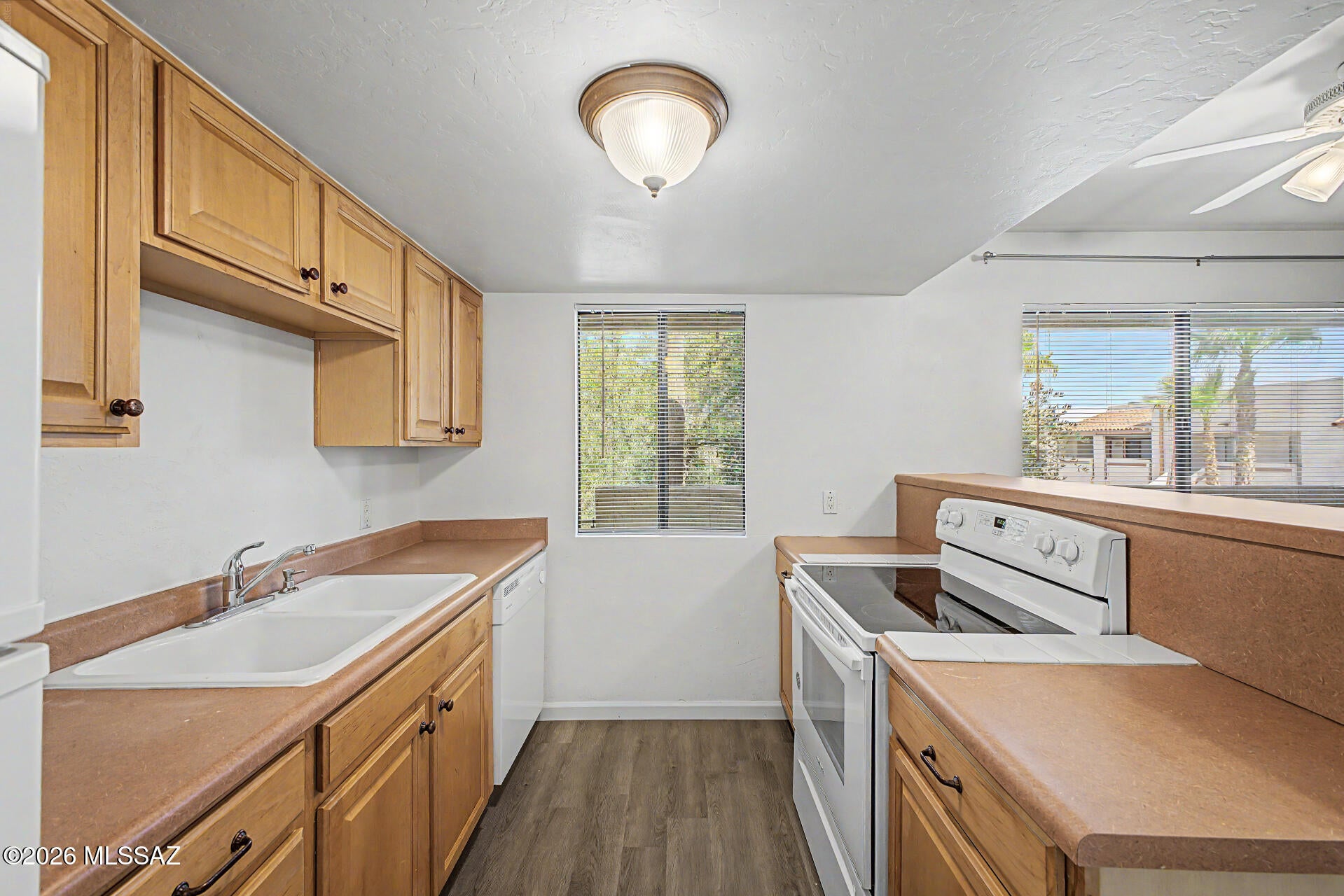 Sierra Madre Condos - Residential