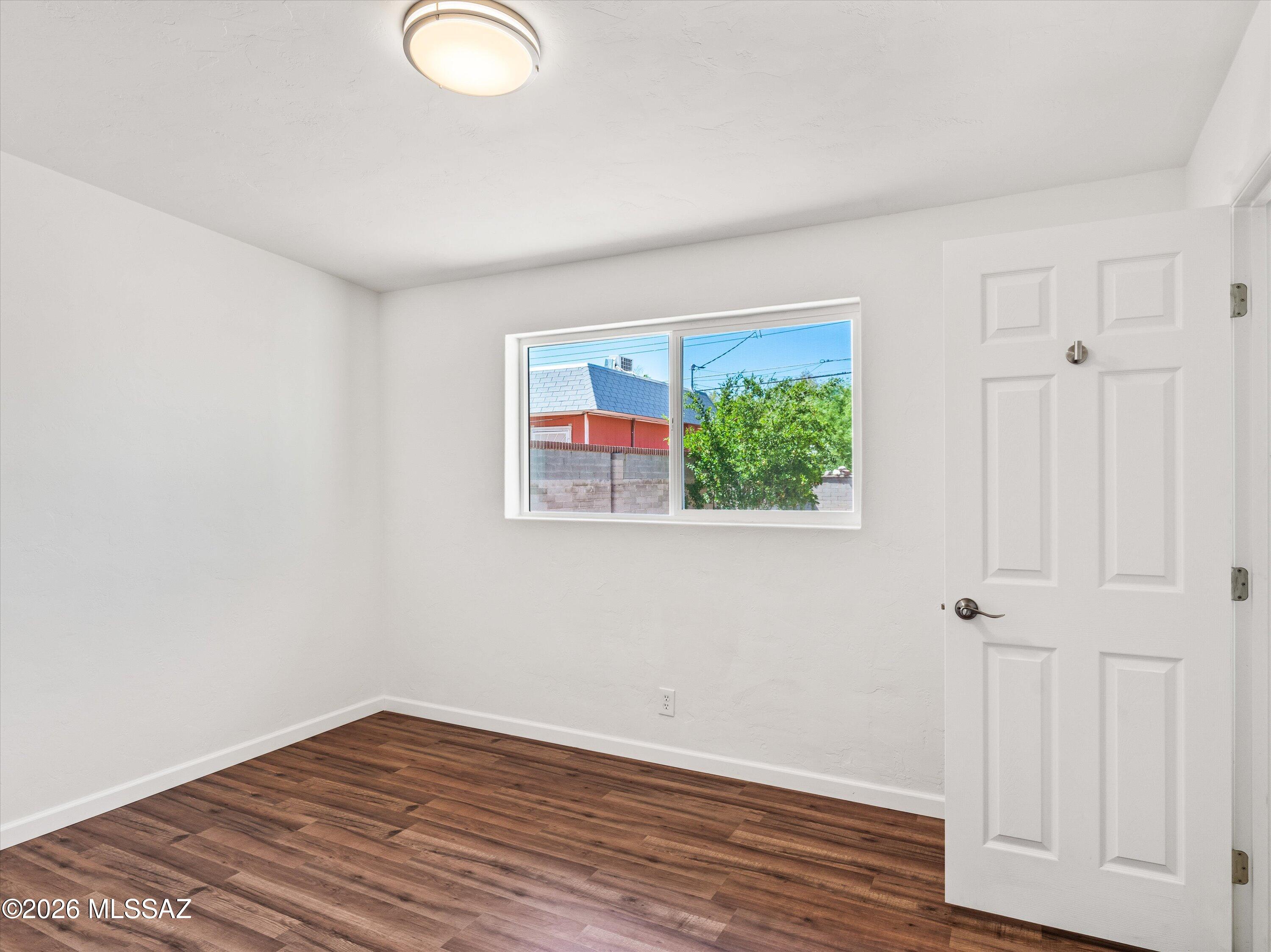 Clara Vista - Residential Lease