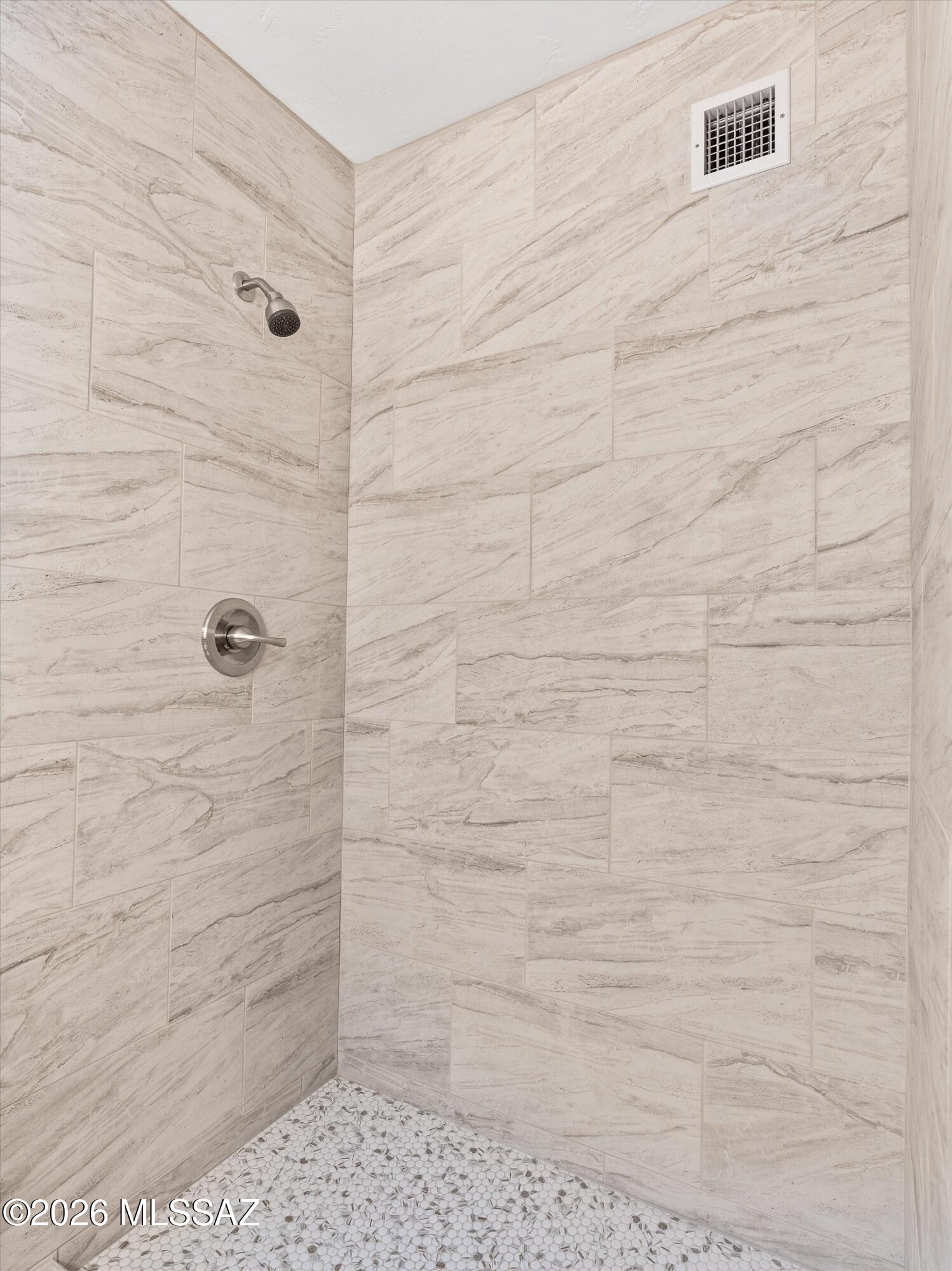 Clara Vista - Residential Lease
