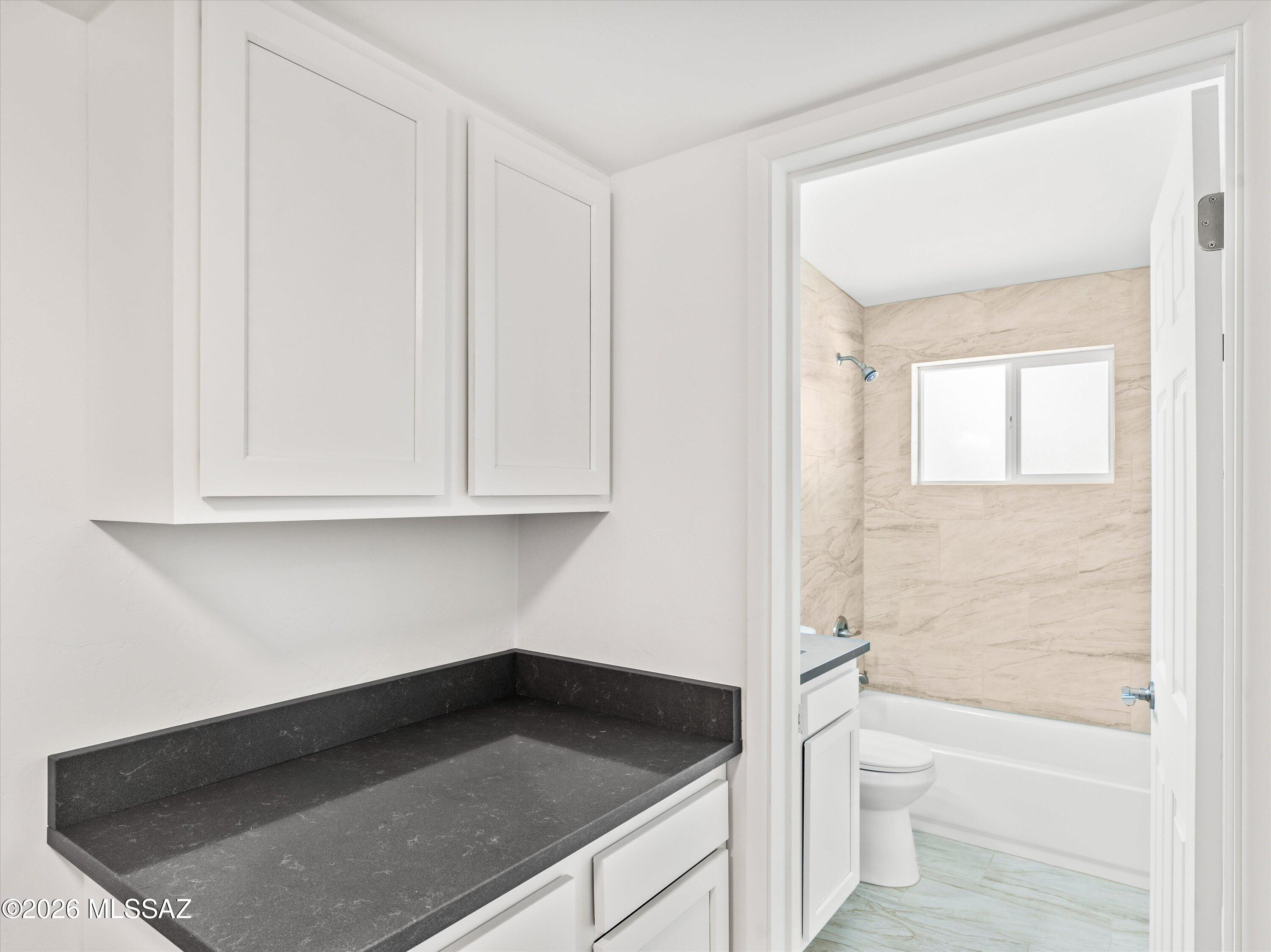 Clara Vista - Residential Lease