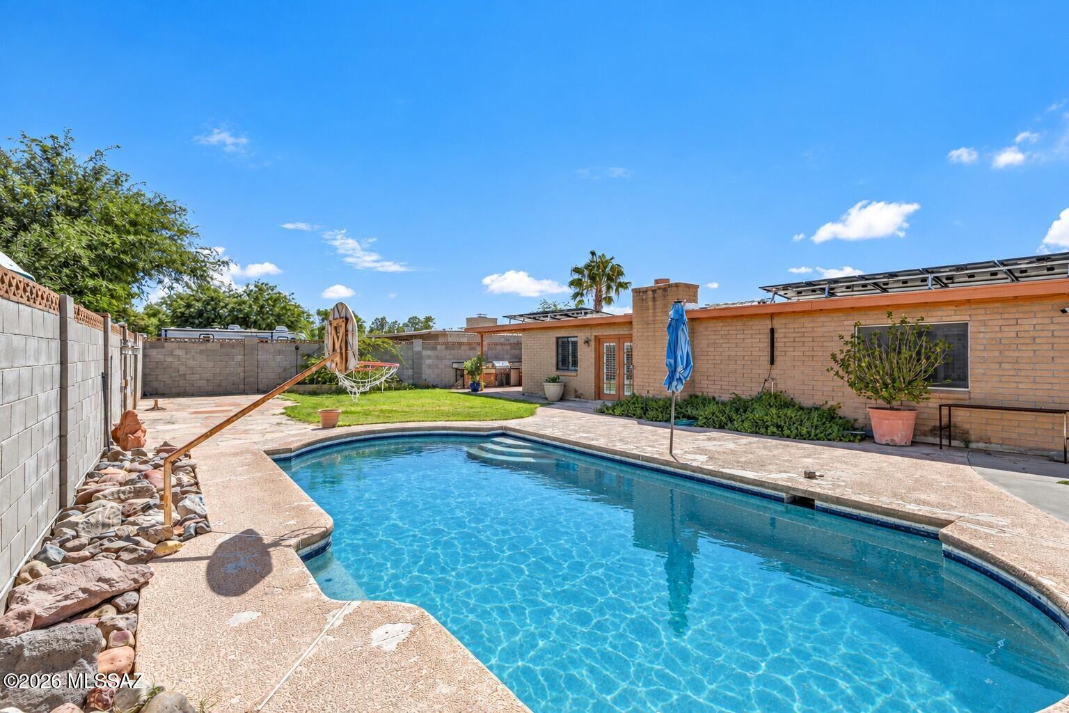 Desert Shadows (312-511) - Residential