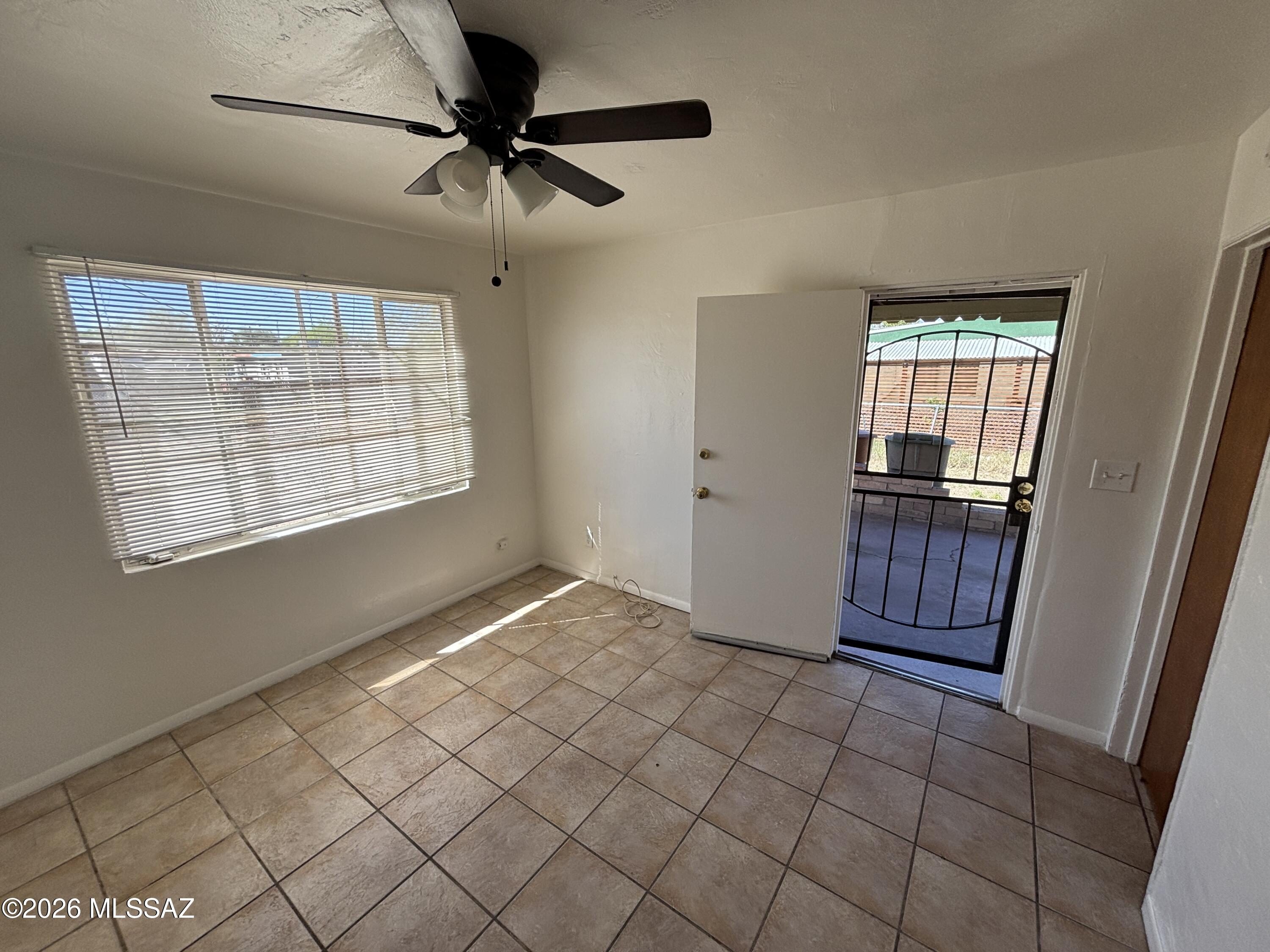 Miracle Mile Manor - Residential Income