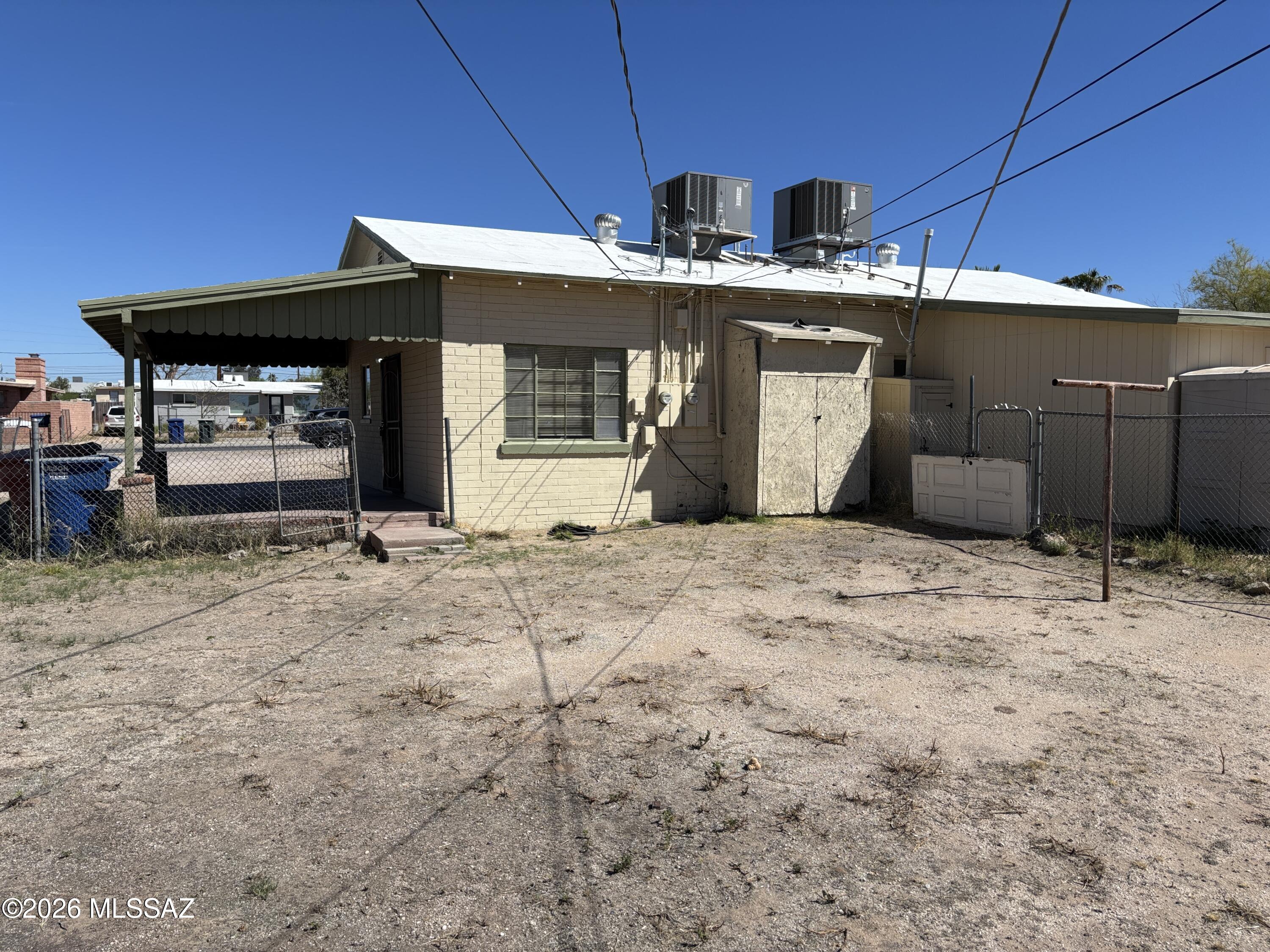 Miracle Mile Manor - Residential Income