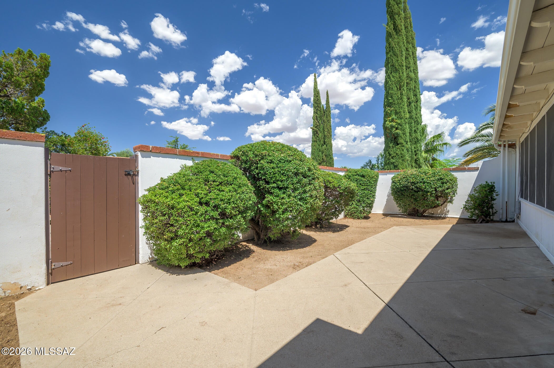 Green Valley Townhouses - Residential