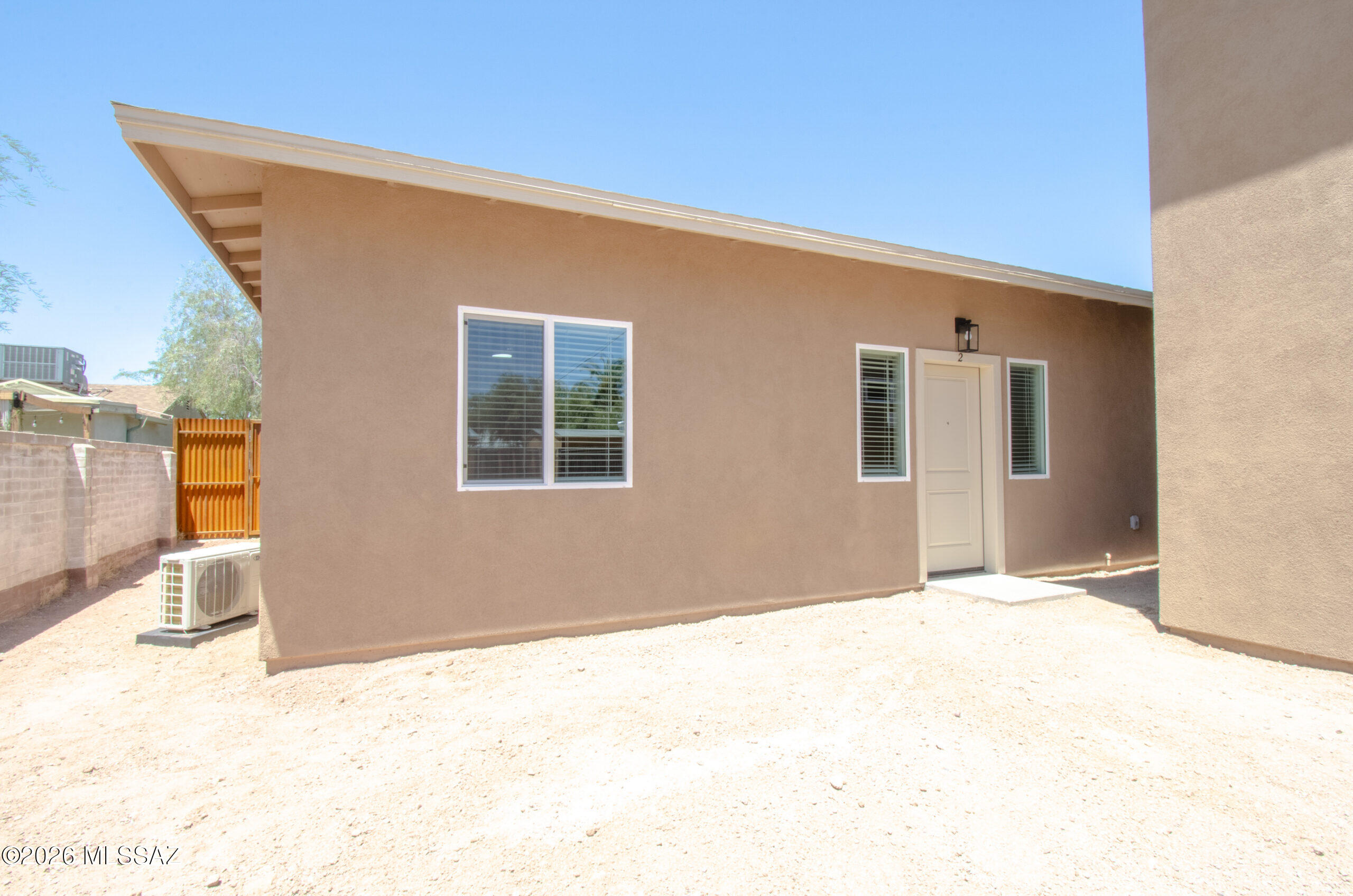 **NEW BUILD** 1720 E Edison Street Unit #2 - MOVE-IN INCENTIVES OFFERED!

Discover a newly constructed 2-bedroom, 2-bath ADU single story in Tucson, AZ, offering modern updates throughout. The unit features new flooring, new kitchen cabinets, new appliances, and a new bathroom. Thoughtfully designed with a split floor plan and a new roof, the residence also includes off-street parking for convenience. Situated in Tucson, this recently built ADU combines contemporary finishes with practical layout and amenities.