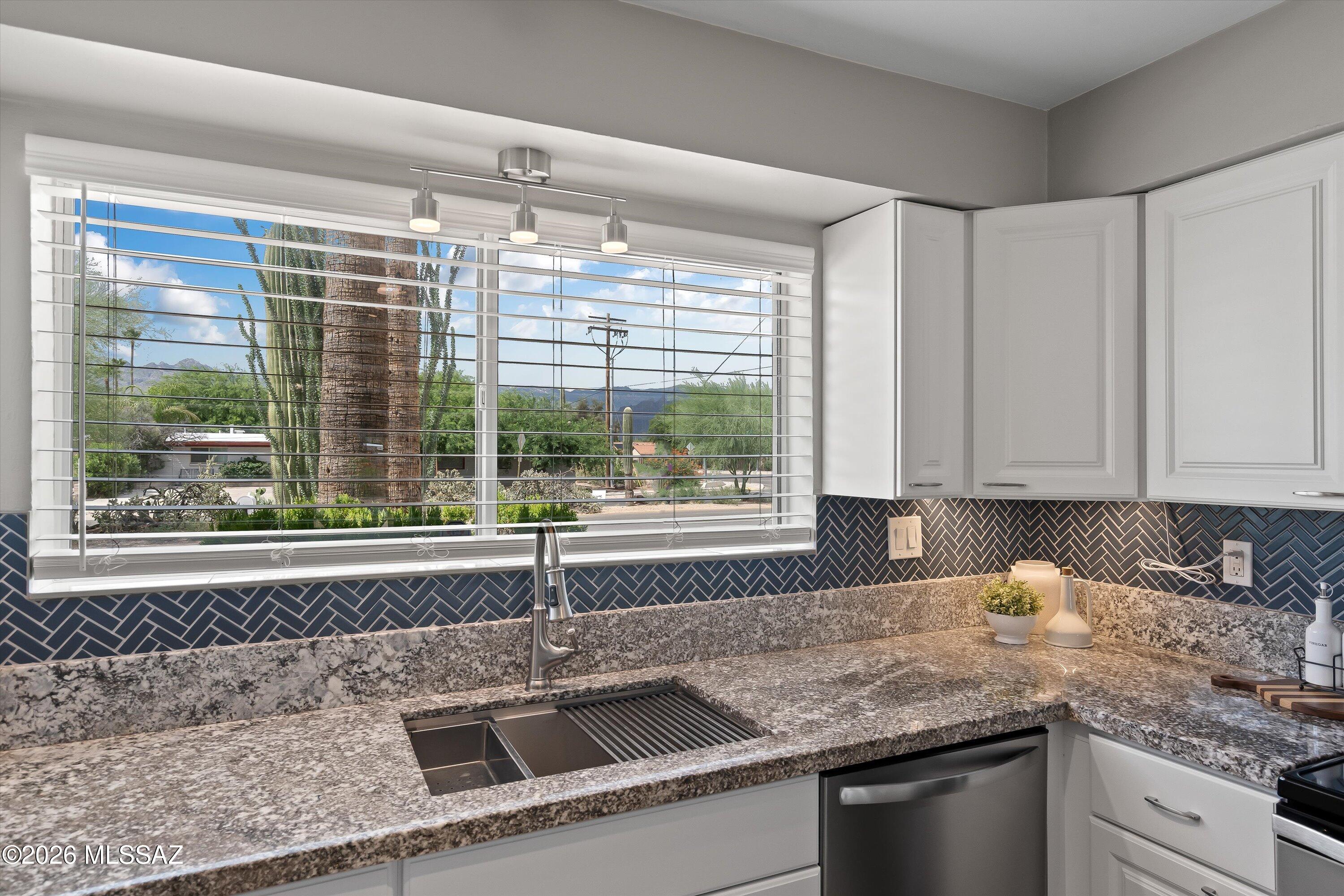 Silver Shadows Estates - Residential Lease