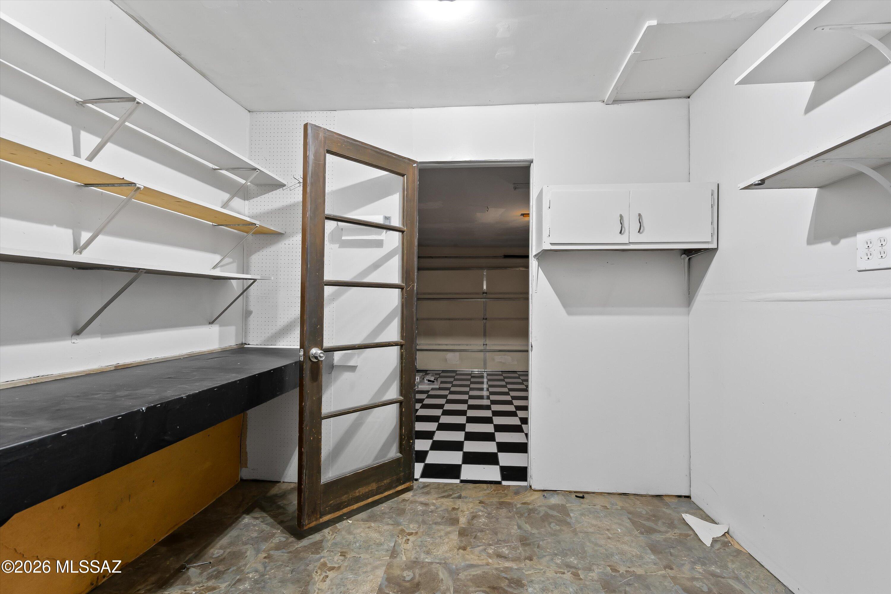 Silver Shadows Estates - Residential Lease