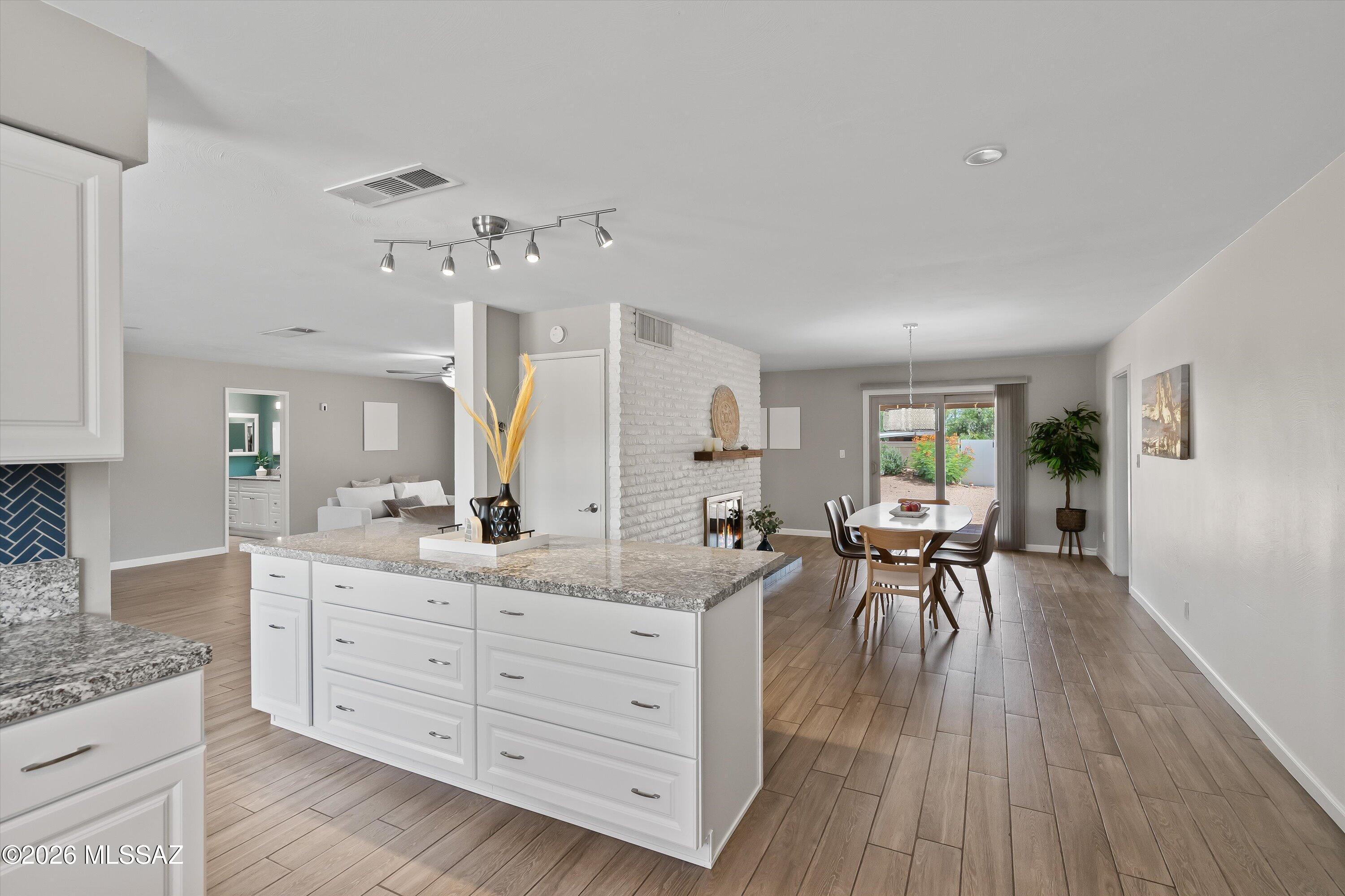 Silver Shadows Estates - Residential Lease