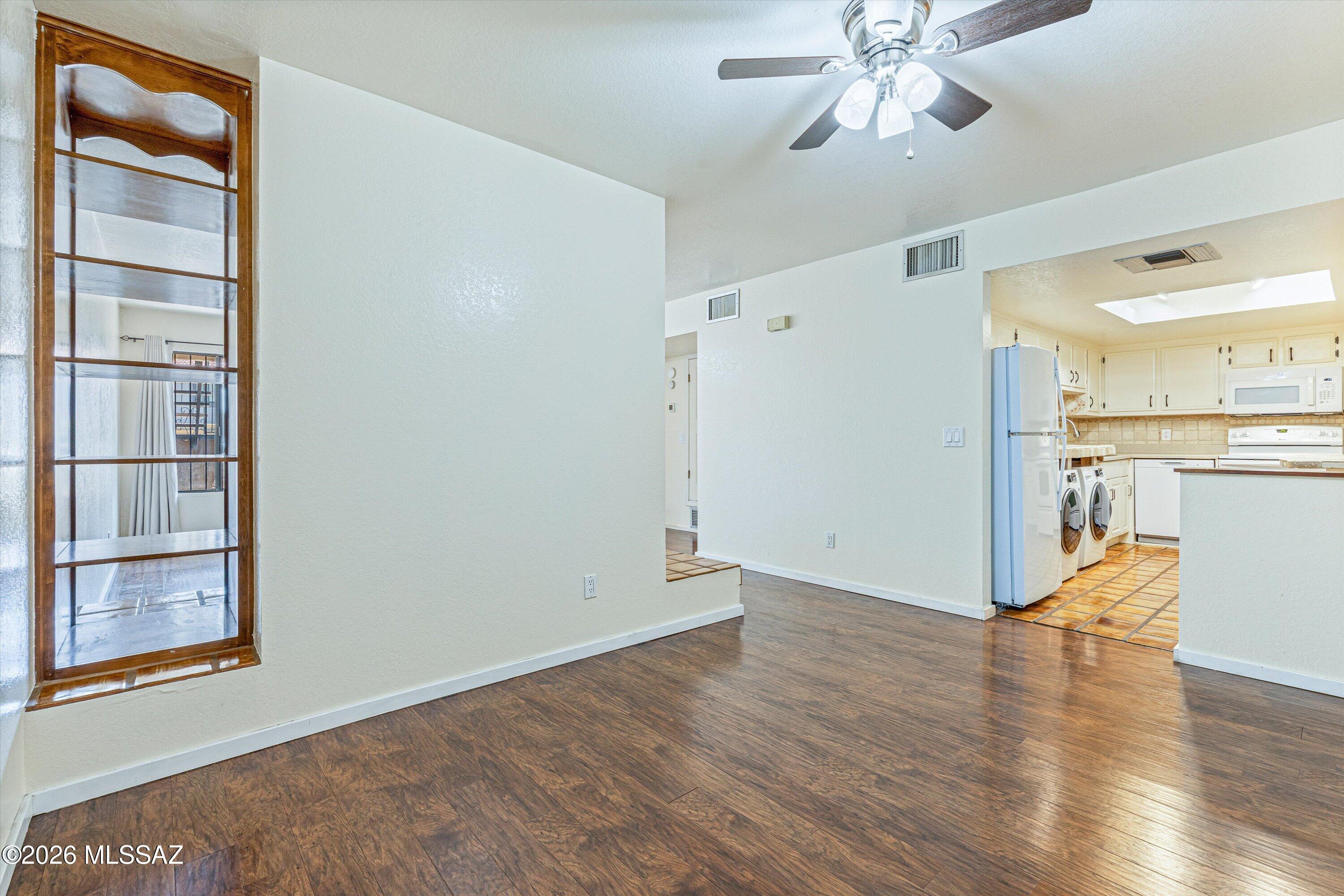 Las Casas Bellas Condo (1-44) - Residential