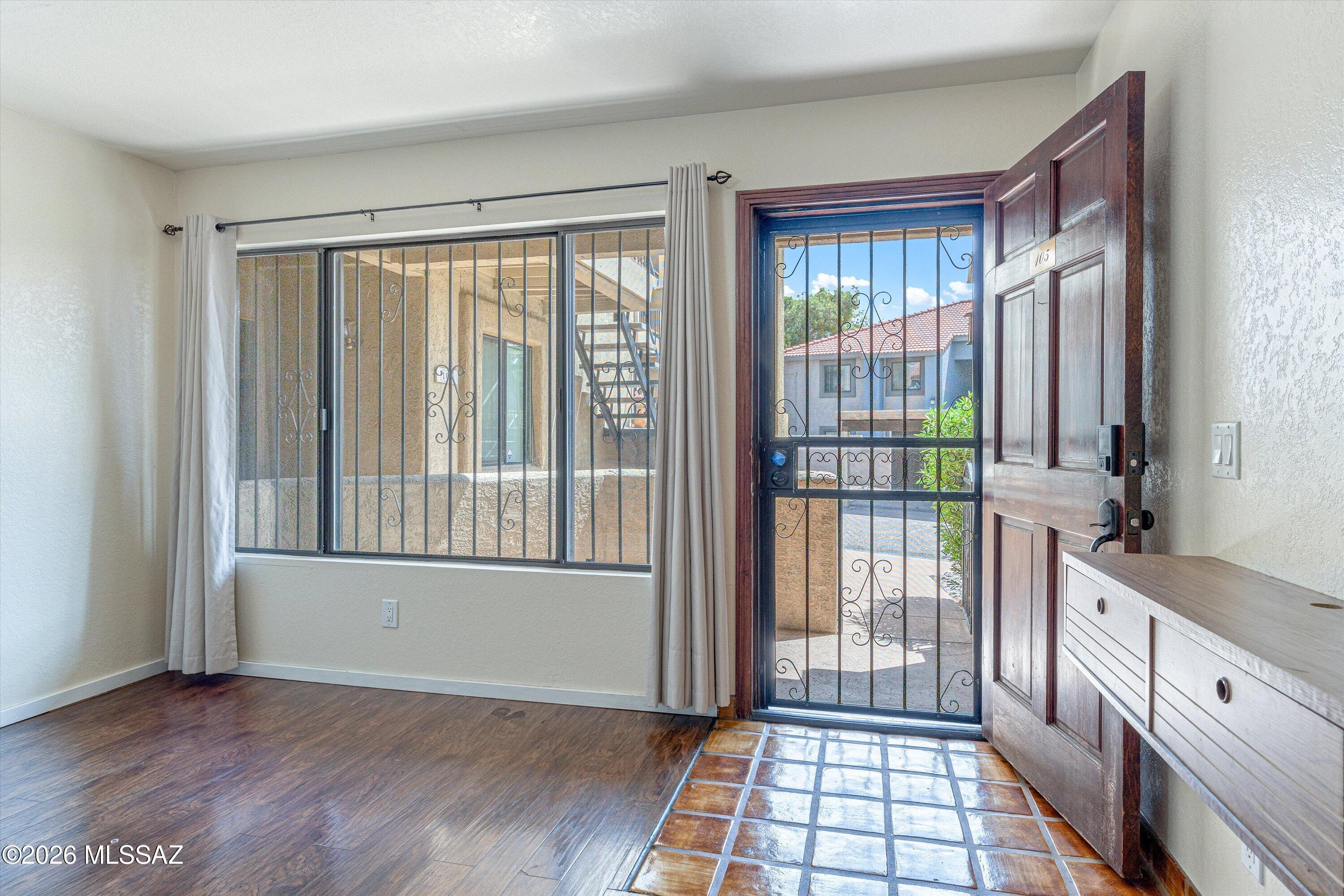 Las Casas Bellas Condo (1-44) - Residential