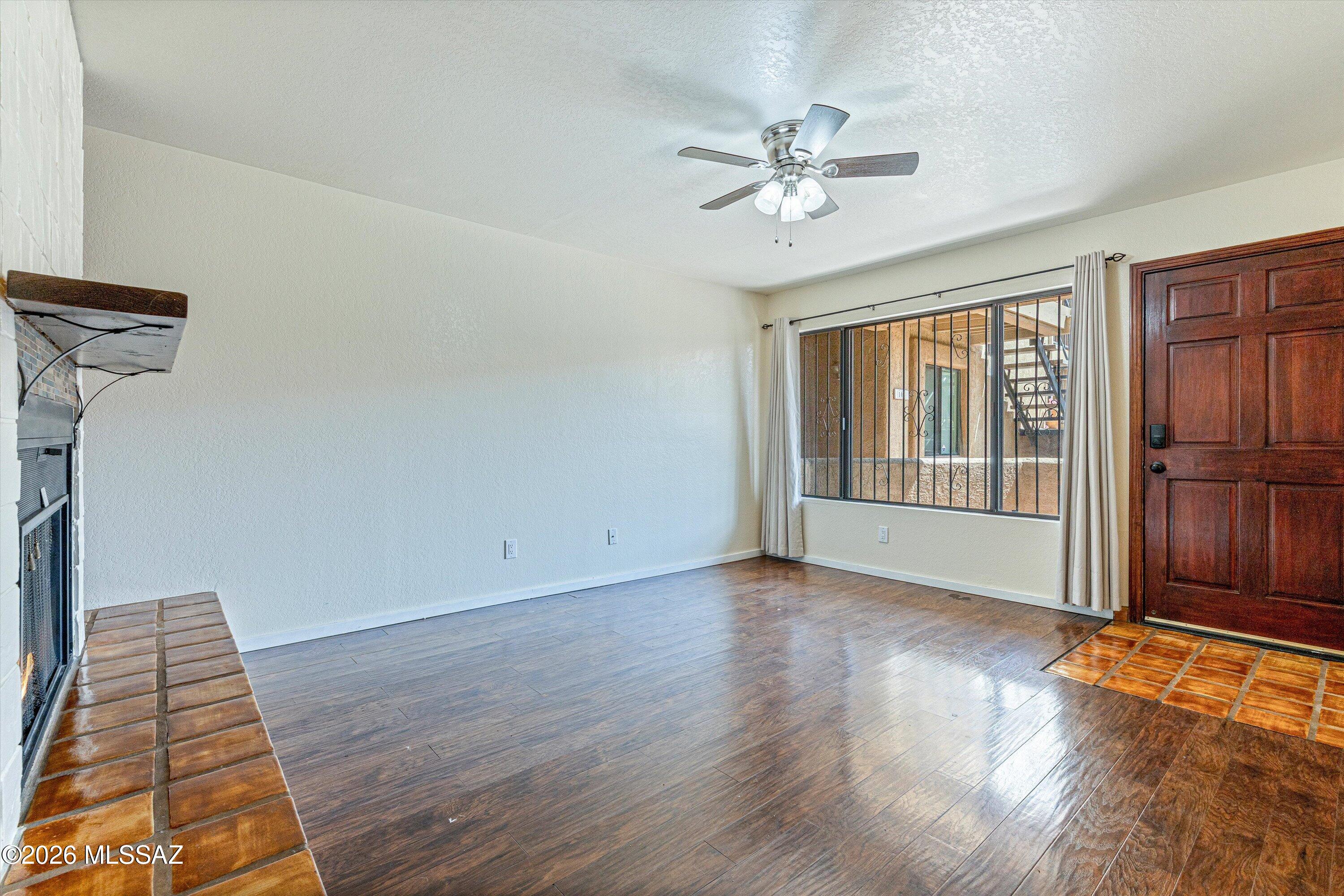 Las Casas Bellas Condo (1-44) - Residential