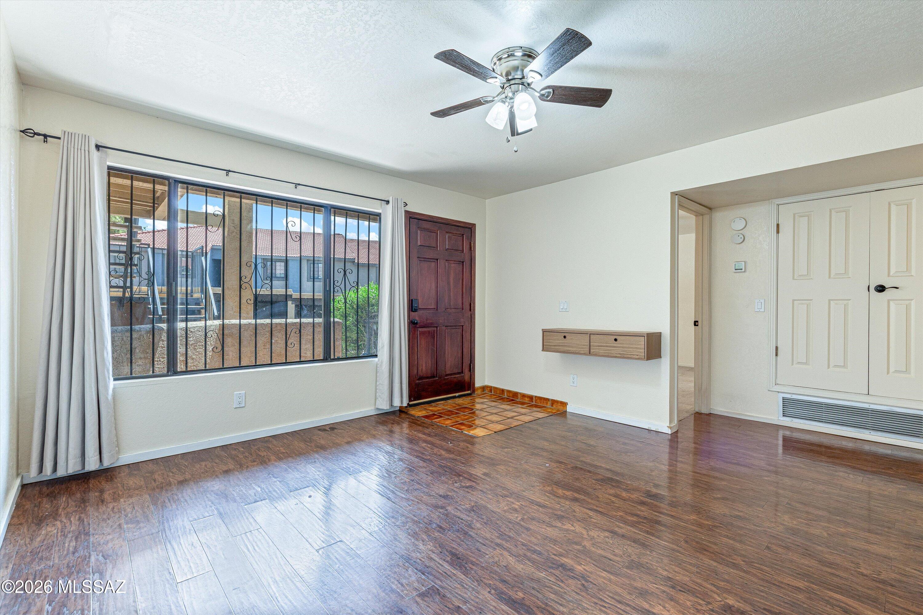 Las Casas Bellas Condo (1-44) - Residential