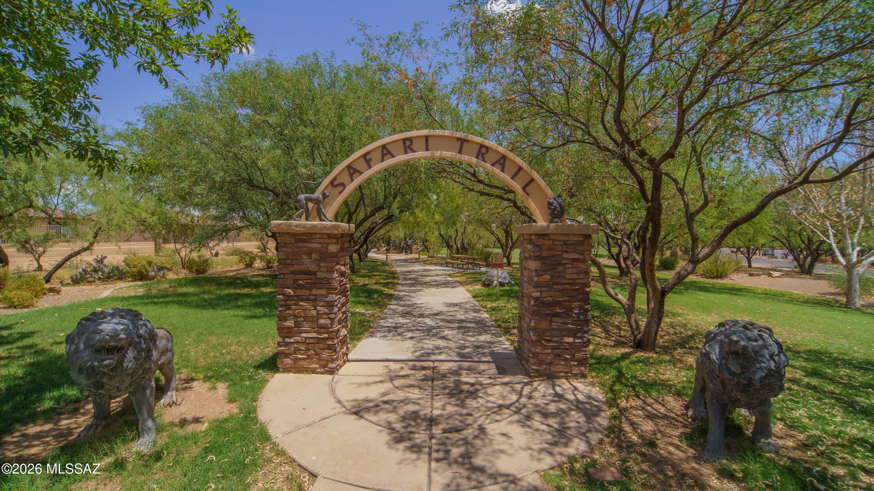 Entrada Del Rio - Residential