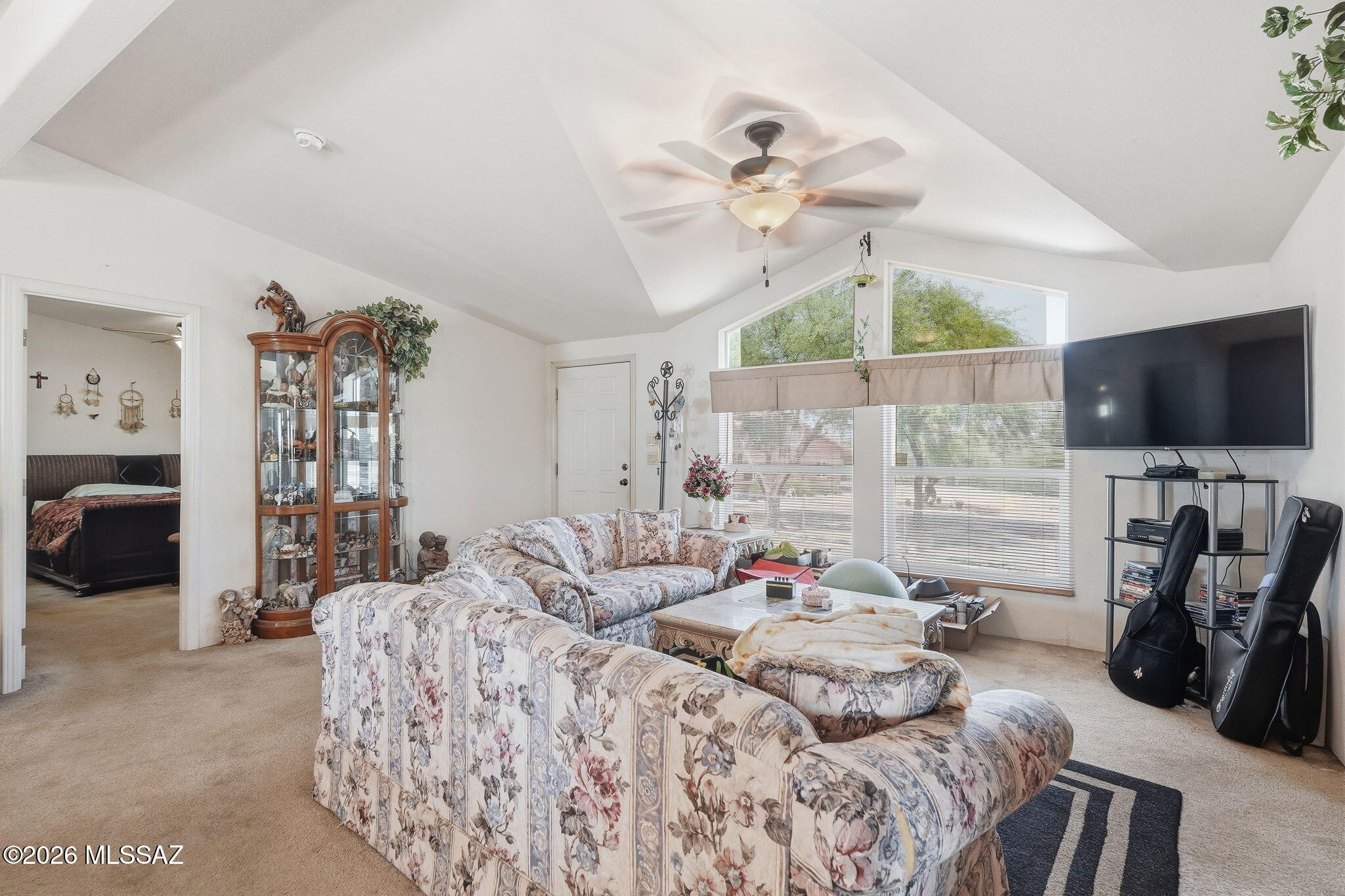 Two 1900+ Sq ft manufactured homes with workshop! One home is 4 bdrms one home is a 3bdrm 2 bath. Great opportunity to live in one home and rent the other. Enjoy the beautiful Catalina Mountain views and the quiet environment. The 2 homes on 1 acre are settled on a cul-de-sac off of a paved road. Municipal water company. Fully fenced yard and room for horses or toys! No HOA.