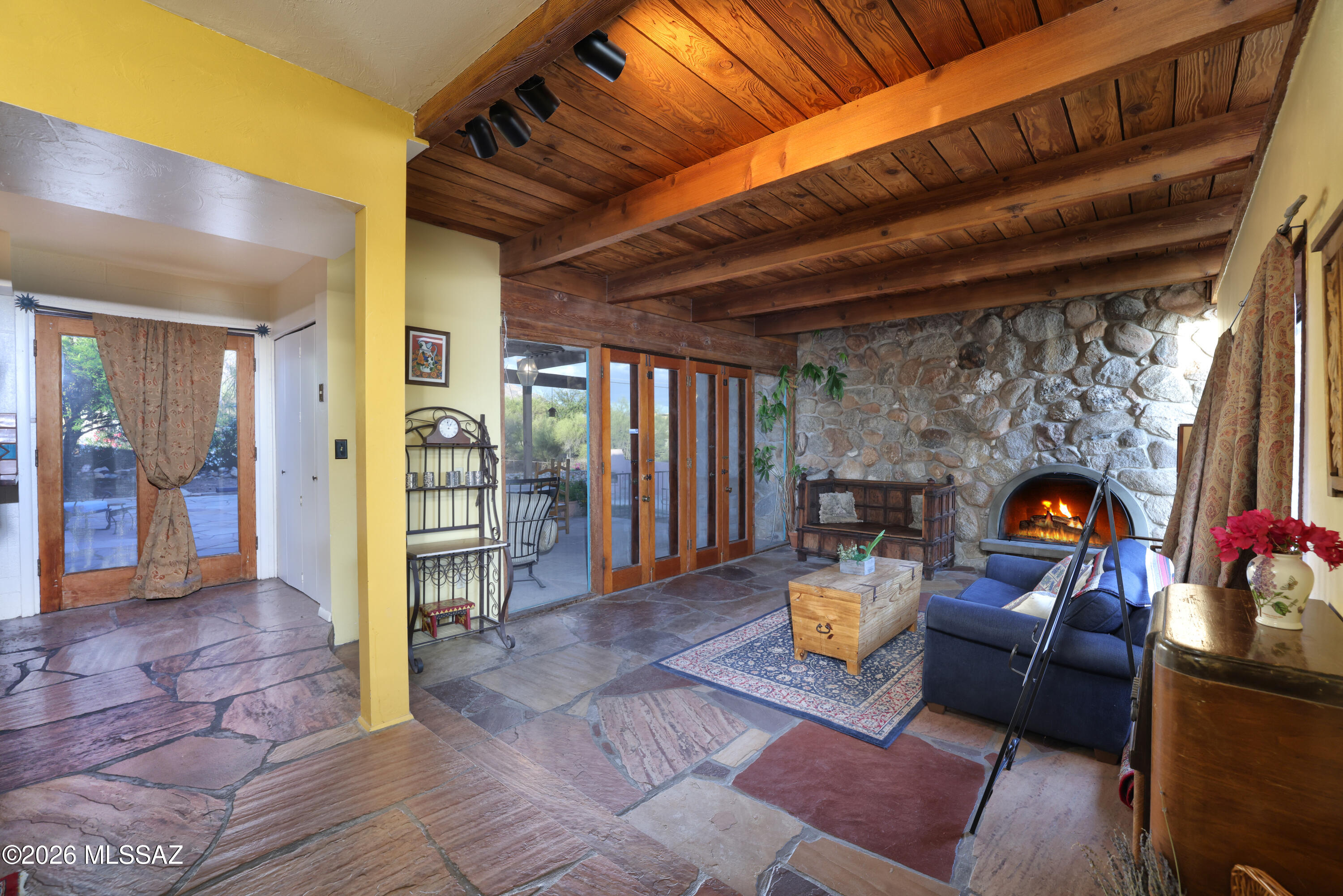 Catalina Village NO.3(1-77) - Residential