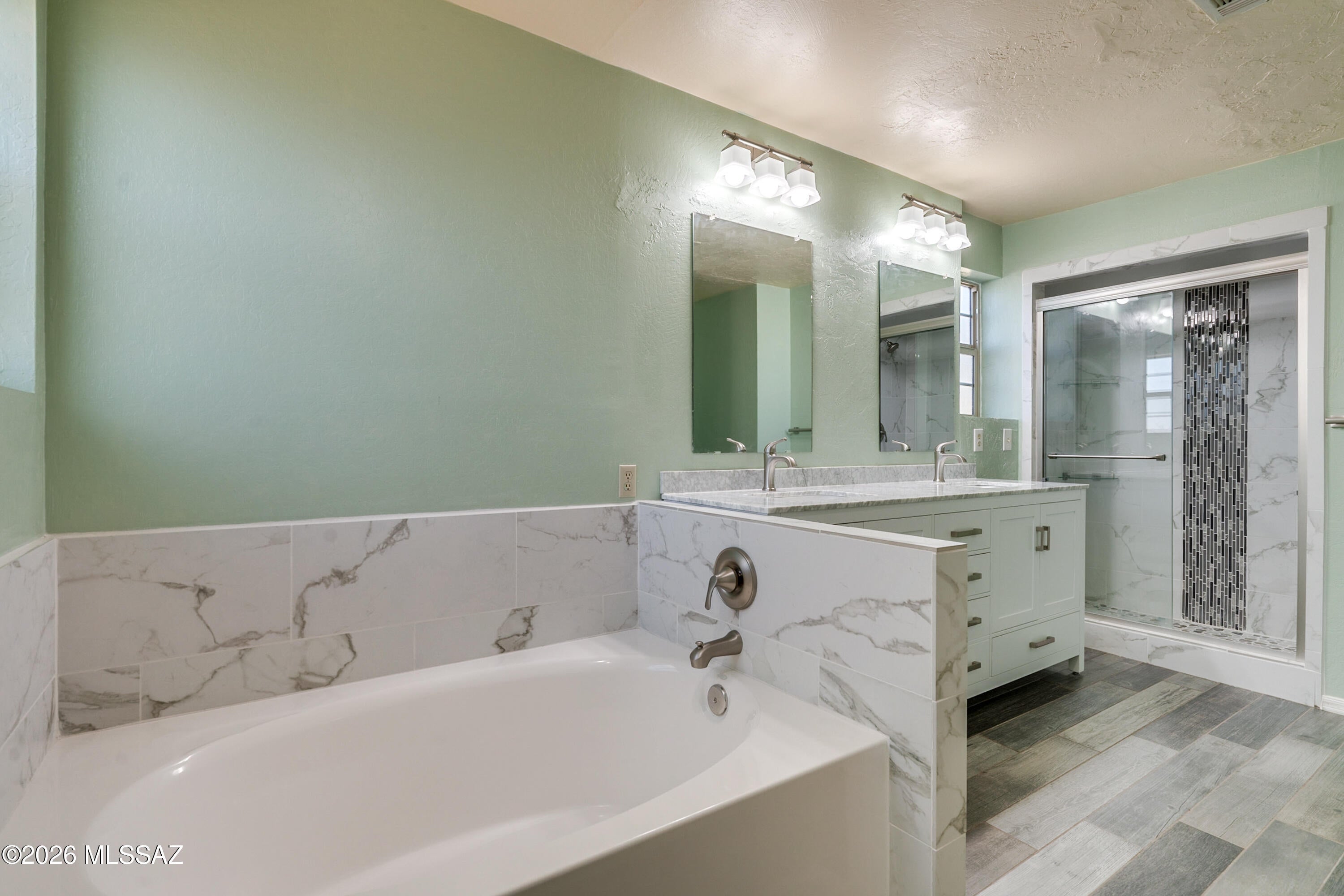Belle Vista Townhomes (1-83) - Residential Lease