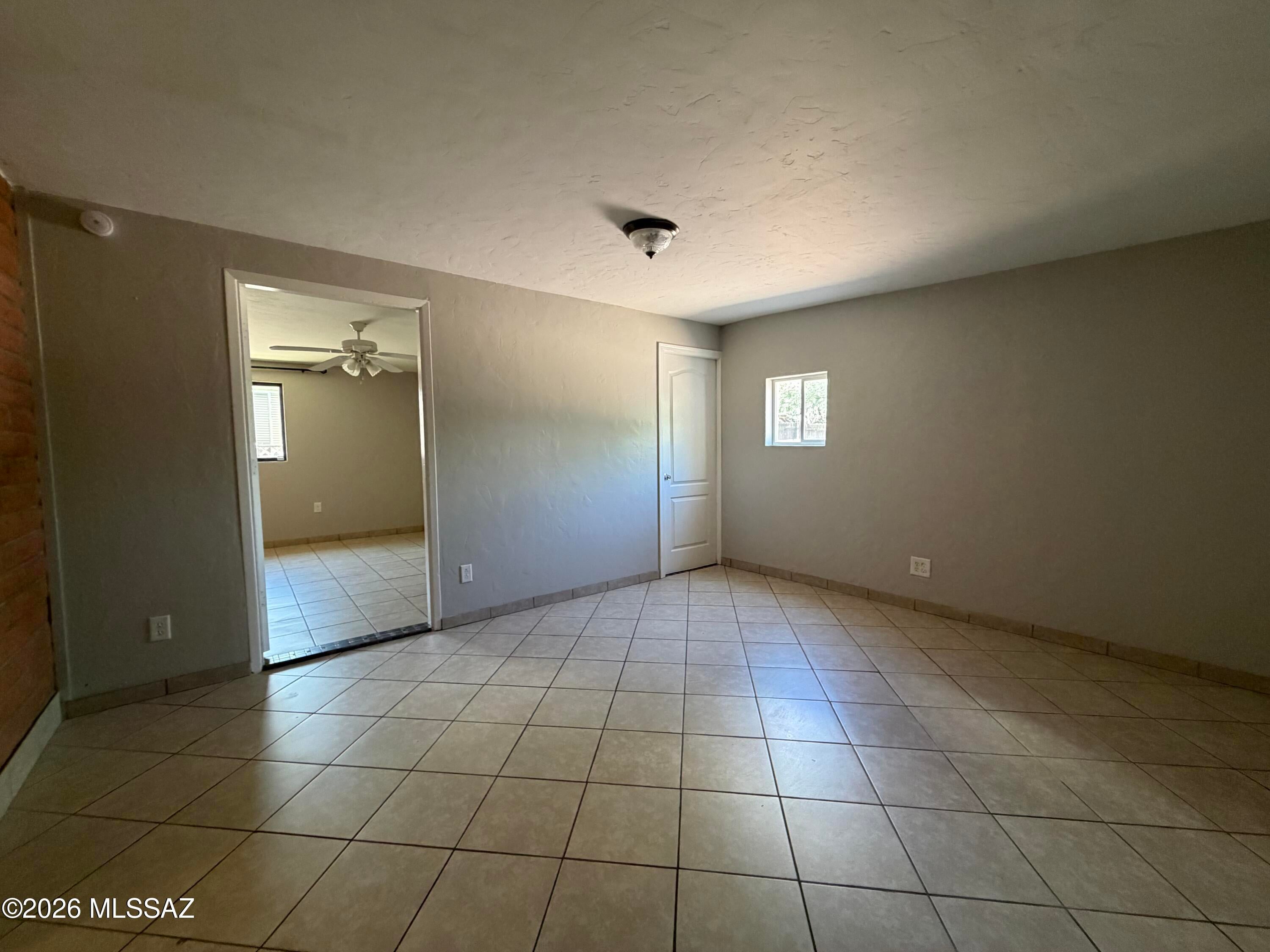 El Rio Park - Residential Lease