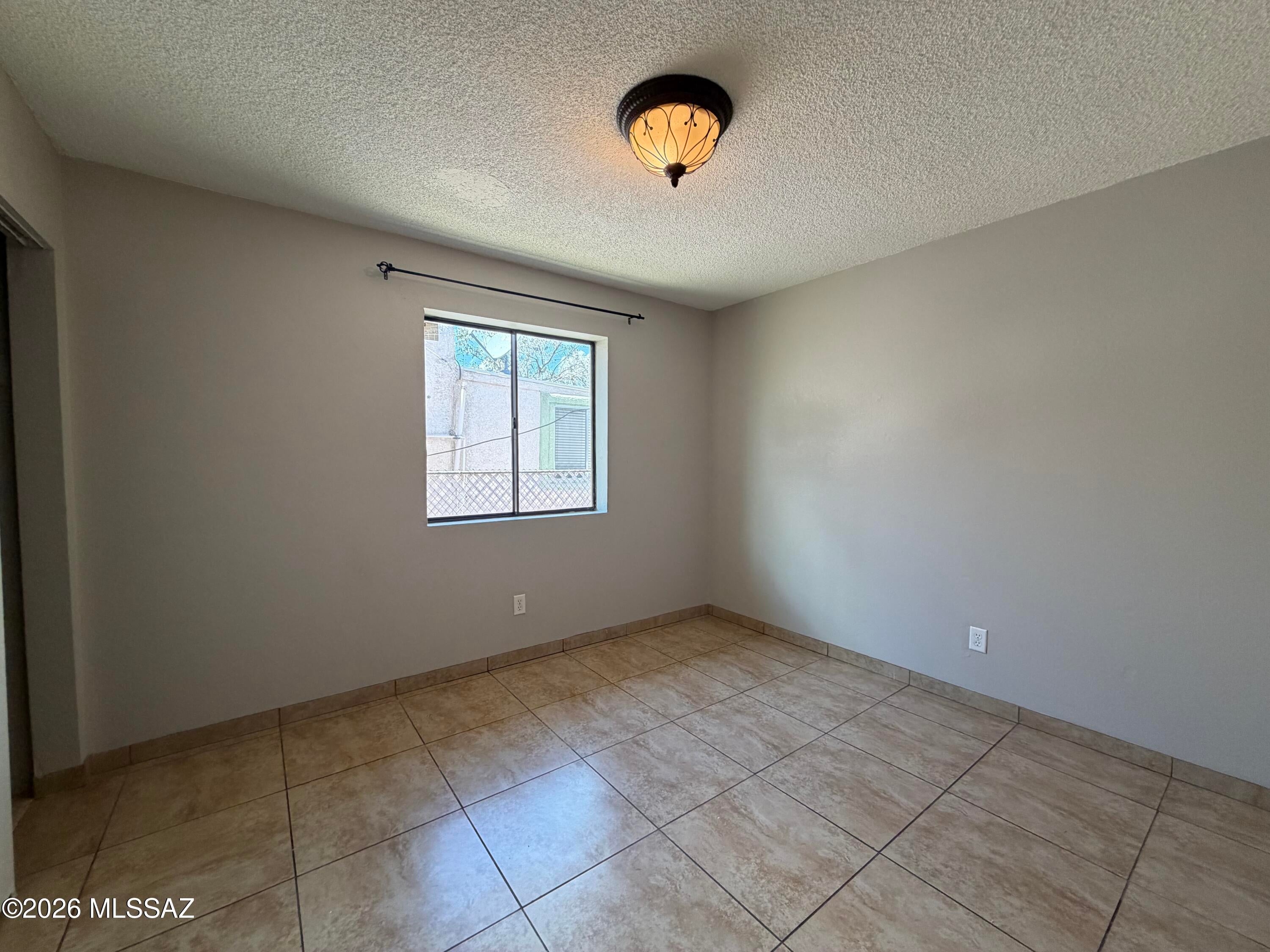 El Rio Park - Residential Lease