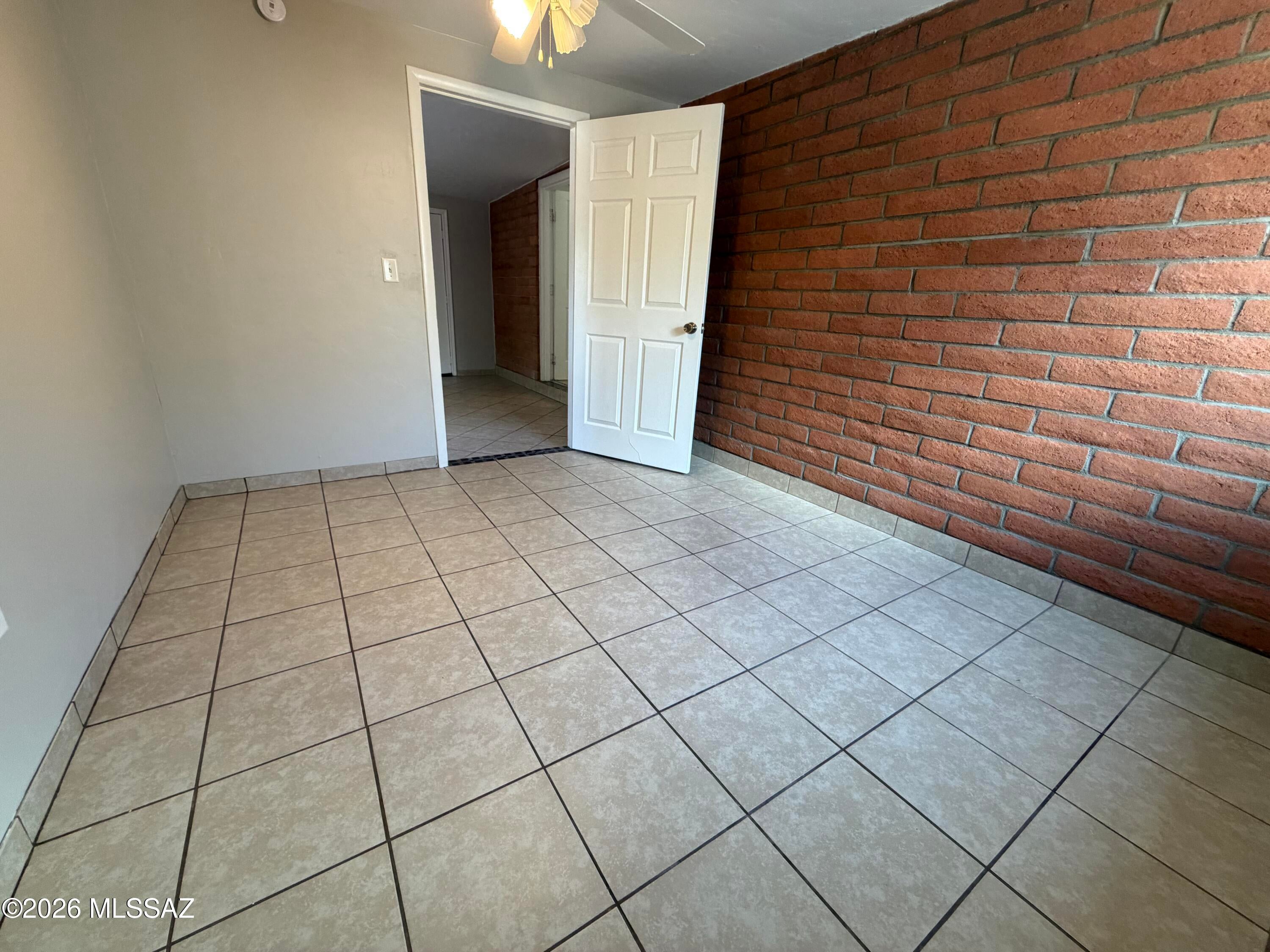 El Rio Park - Residential Lease