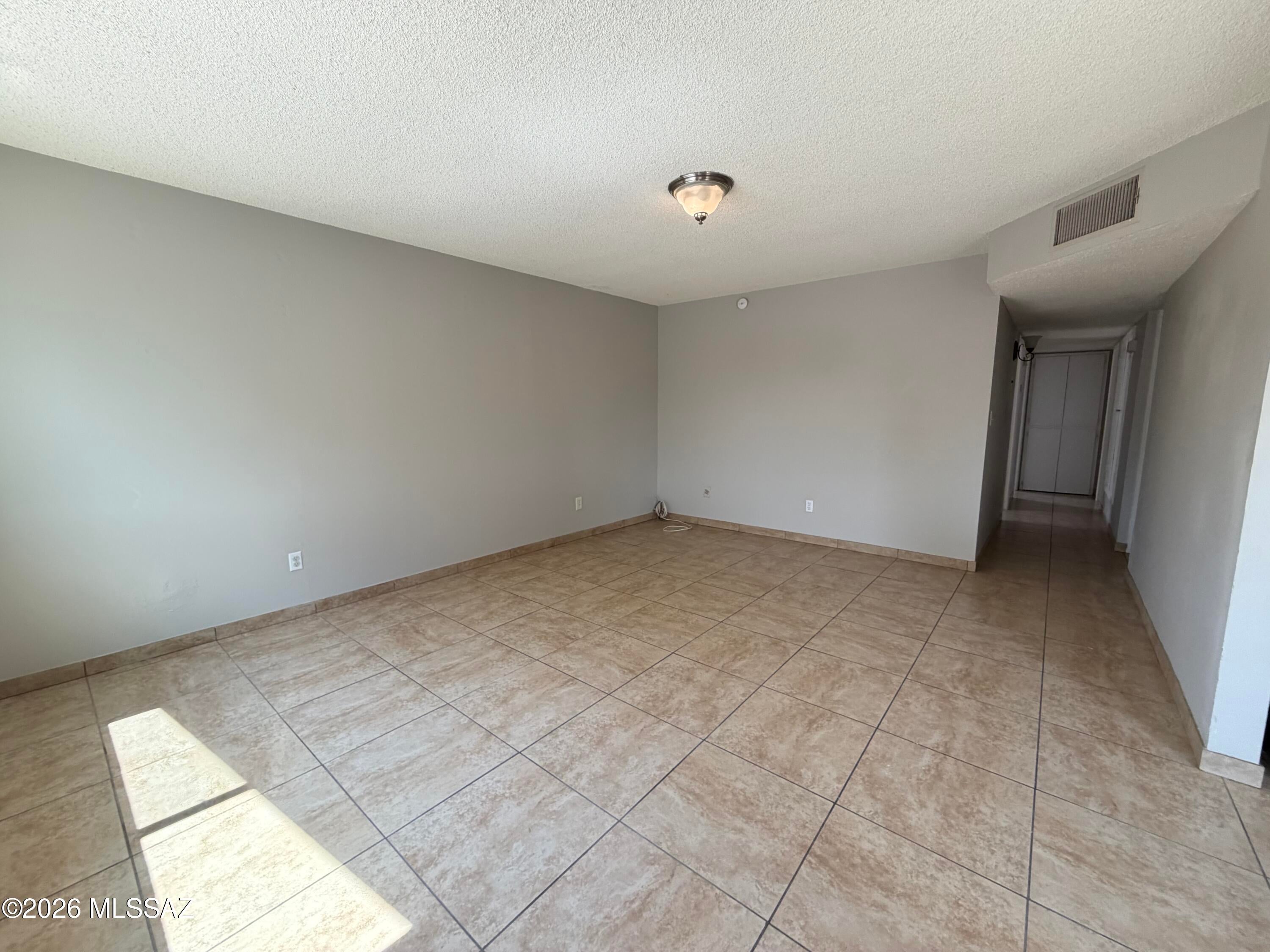 El Rio Park - Residential Lease
