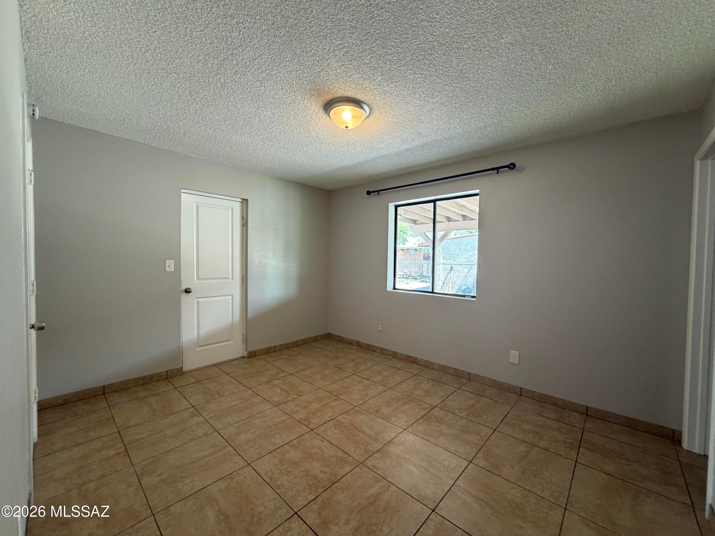 El Rio Park - Residential Lease