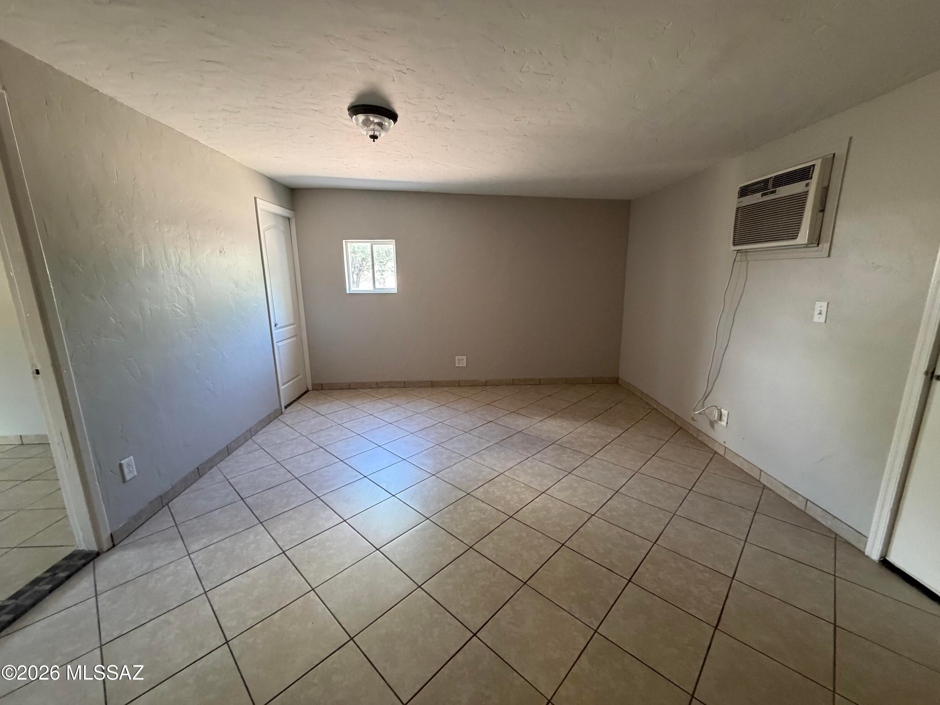El Rio Park - Residential Lease