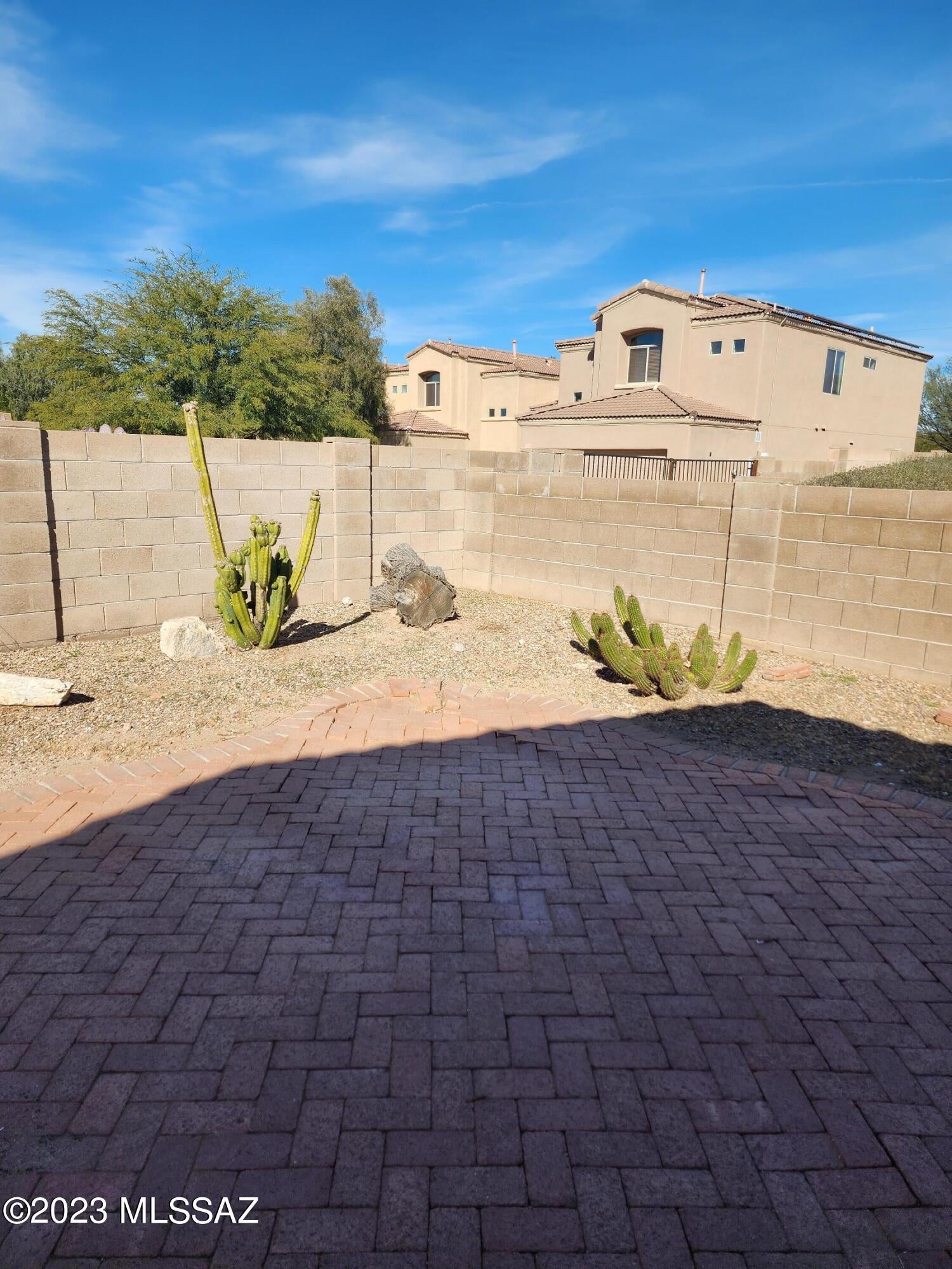 Riverside Crossing (1-133) - Residential Lease