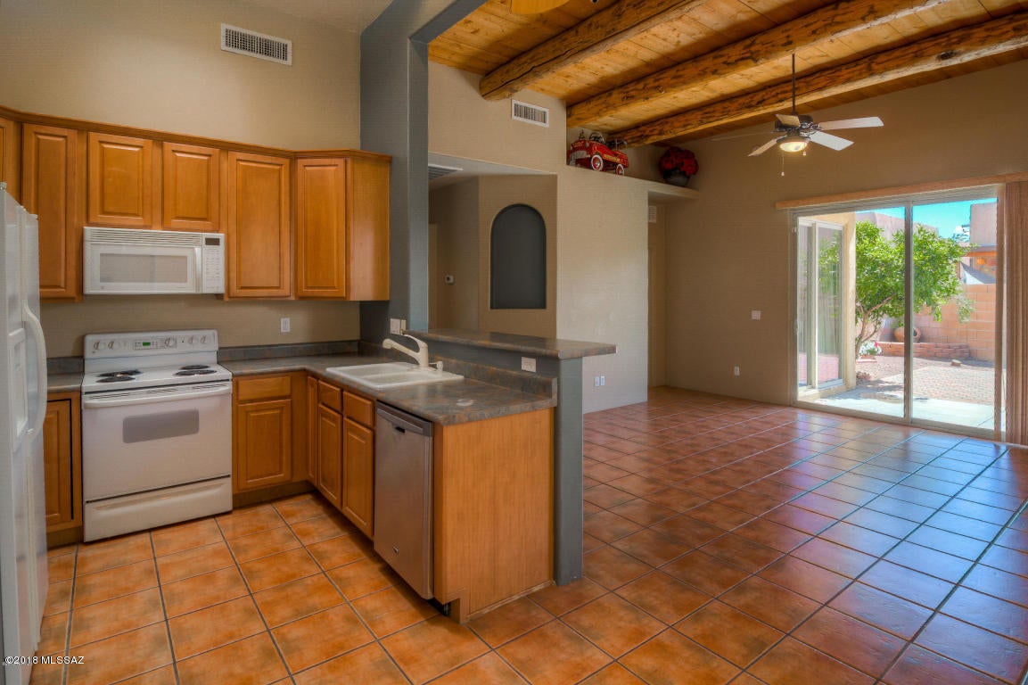 Centrepark (1-131) - Residential Lease