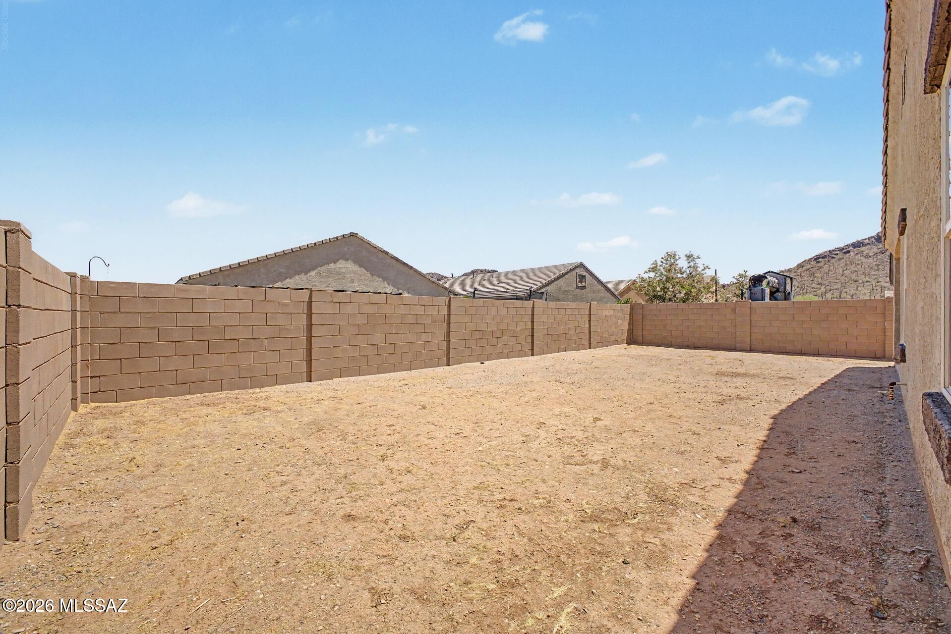 Saguaro Bloom 7B - Residential