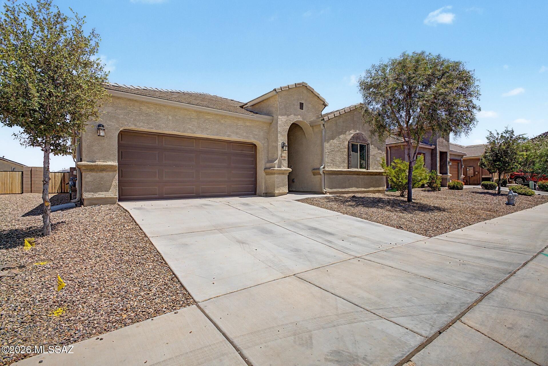 Saguaro Bloom 7B - Residential