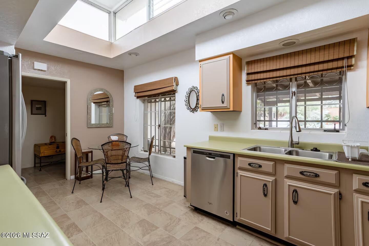 Catalina Pueblo (1-34) - Residential Lease