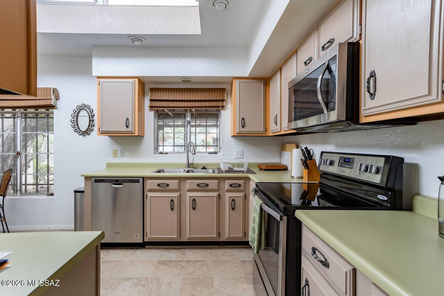 Catalina Pueblo (1-34) - Residential Lease