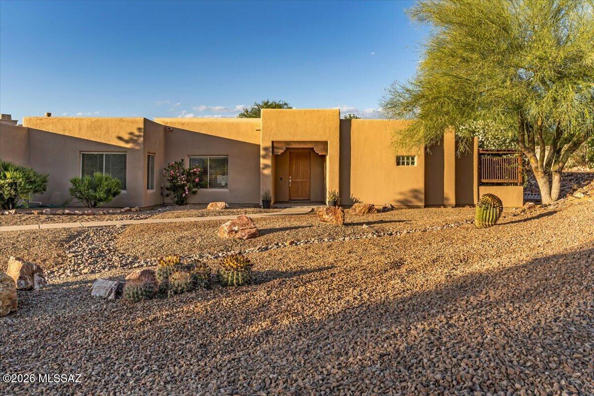 Located in Logan's Crossing on a spacious acre lot in desirable Oro Valley, this property offers the perfect blend of privacy, upgrades, and scenic surroundings. This home is ideally positioned right by the bike loop with easy access to trails along the Canyon Del Oro Wash. Close to shopping, dining, and everyday conveniences, this neighborhood offers a premium lifestyle.
This home has been tastefully updated with a luxuriously remodeled kitchen. Custom cabinetry, high end appliances, copious seating, artisan lighting, and quartz countertops.
The layout features generous living spaces that feel open and comfortable--perfect for both relaxing and entertaining. The primary suite includes a large walk-in closet and a well-designed bathroom with dual vanities and a walk-in shower. Updated flooring throughout, new bathroom countertops, and a fresh interior paint make this property move in ready. The newer roof and recently replaced water supply lines add peace of mind.

Step outside to a low-maintenance backyard complete with pavers, turf, and an outdoor grill, all set against stunning mountain views. A two-car garage adds convenience and functionality to this well-rounded home.