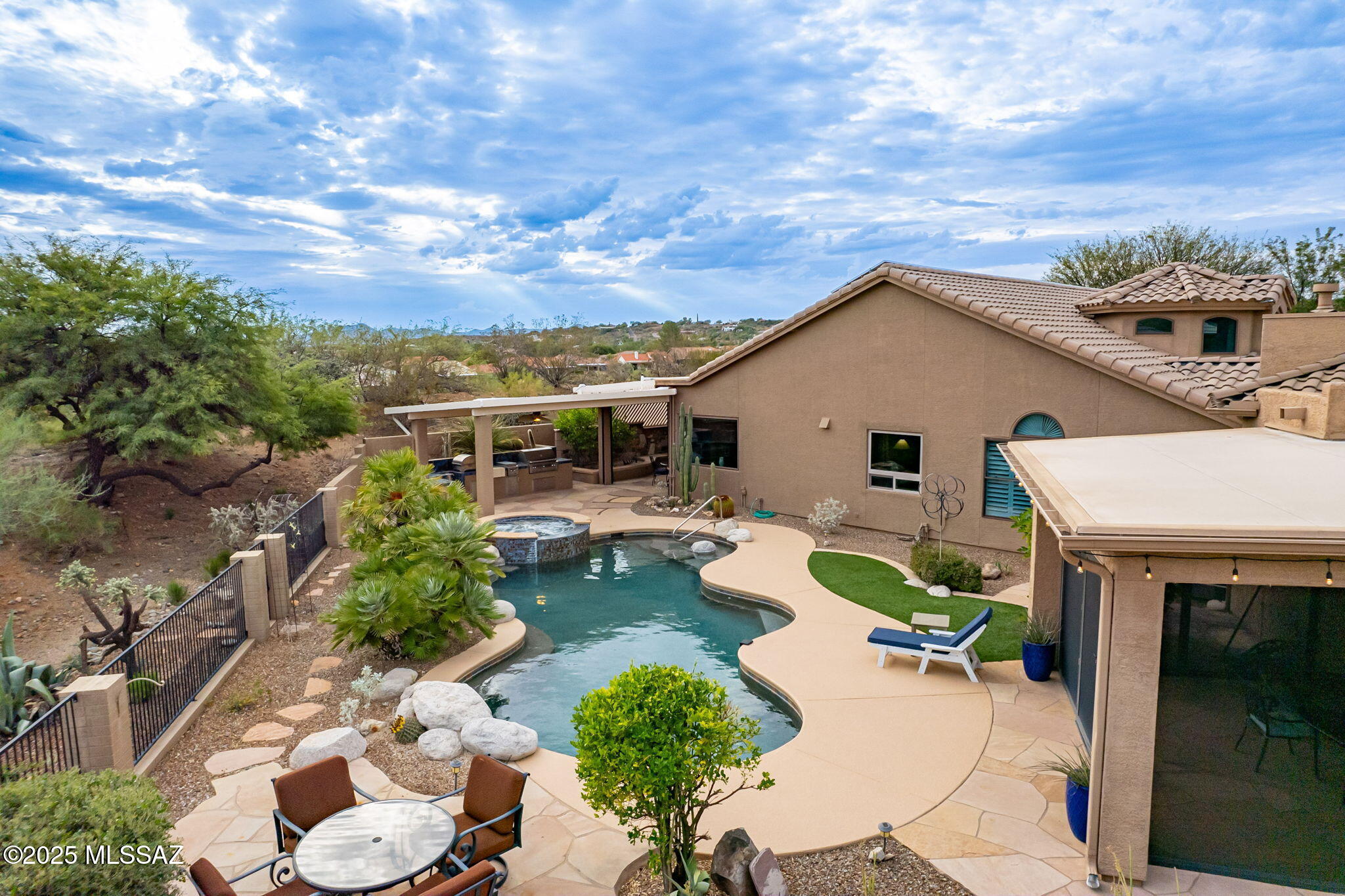 Saddlebrooke - Residential