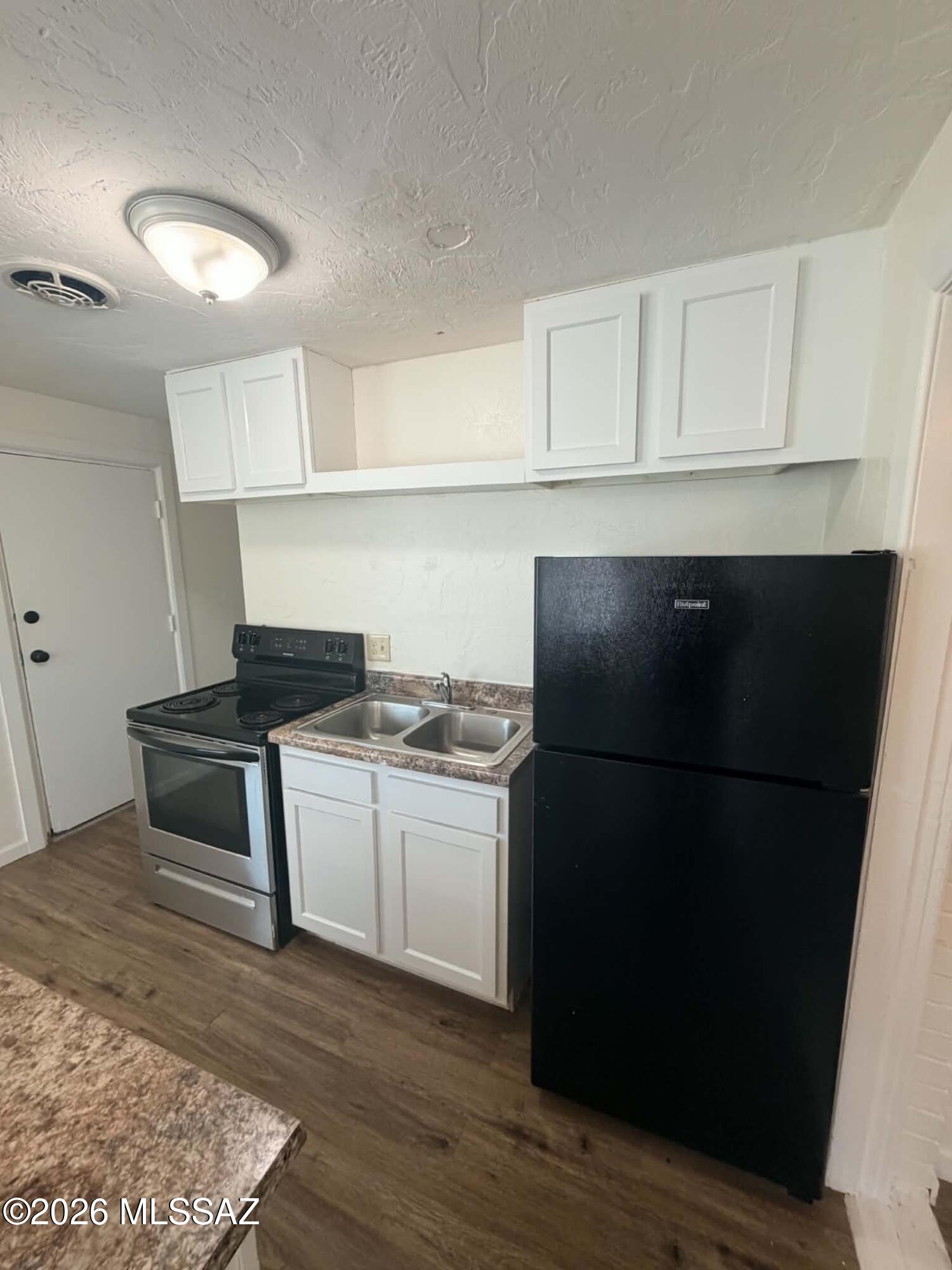 Granada Park Resub - Residential Lease