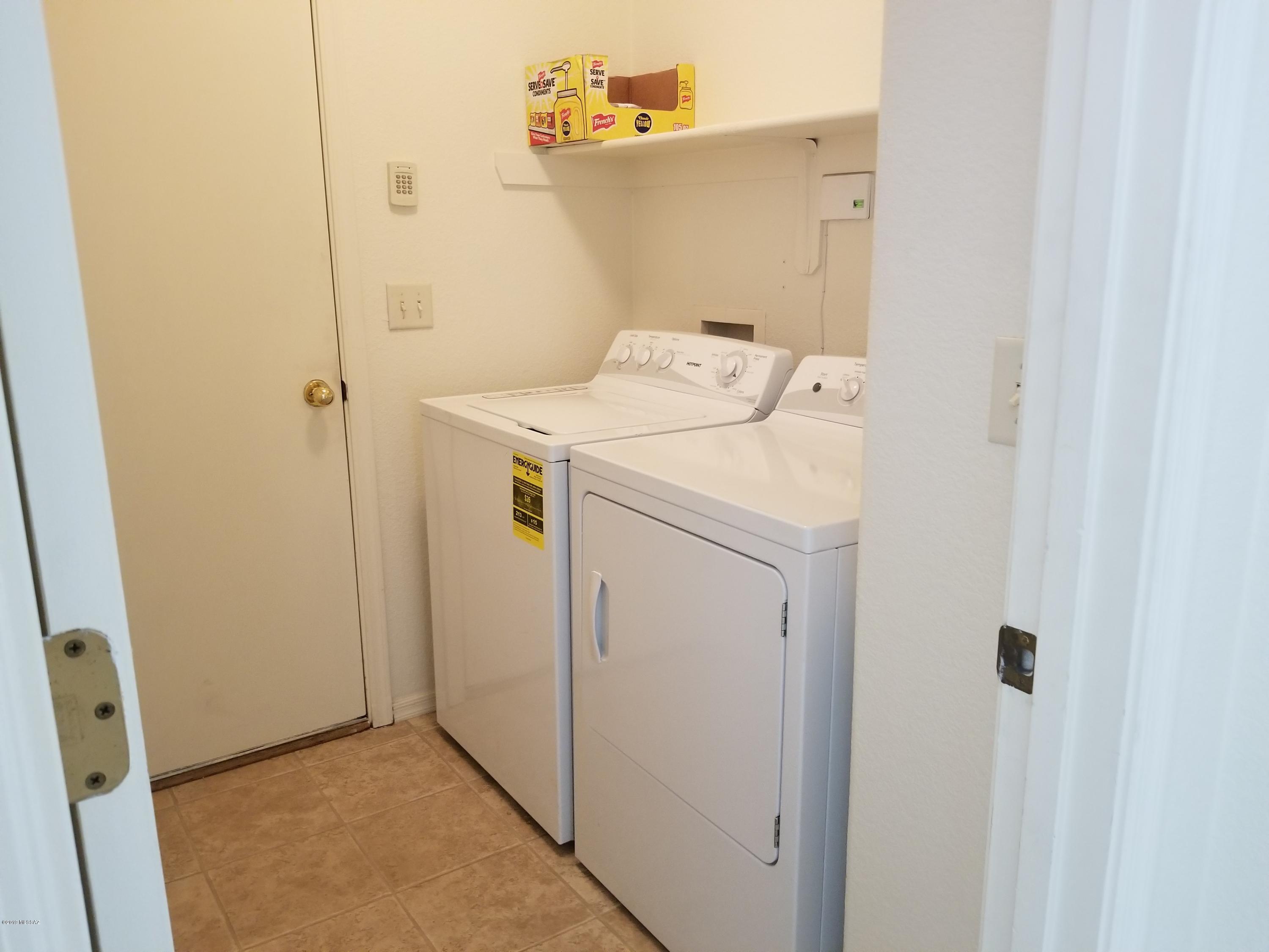 Mona Lisa (1-112) - Residential Lease
