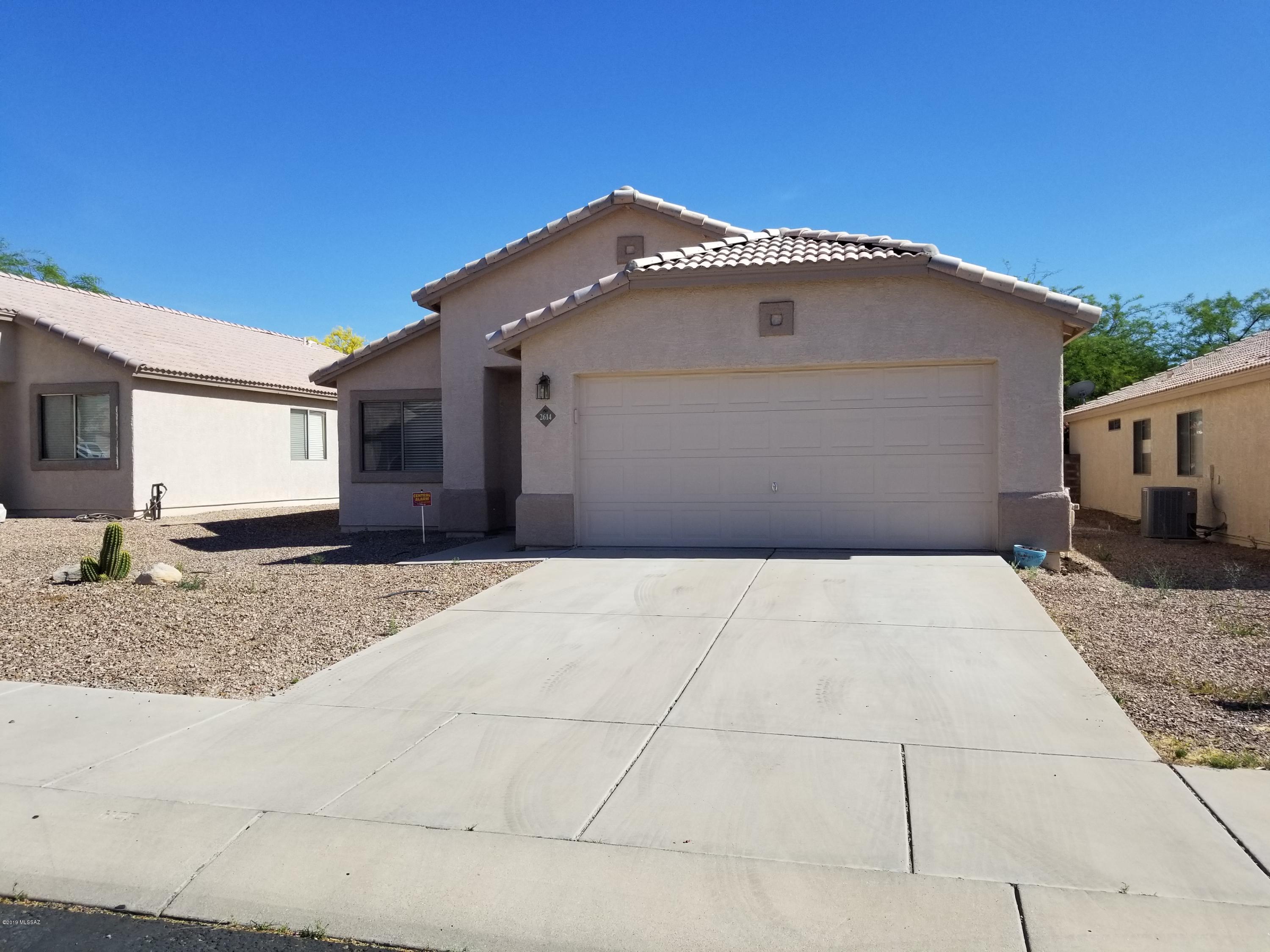 Mona Lisa (1-112) - Residential Lease