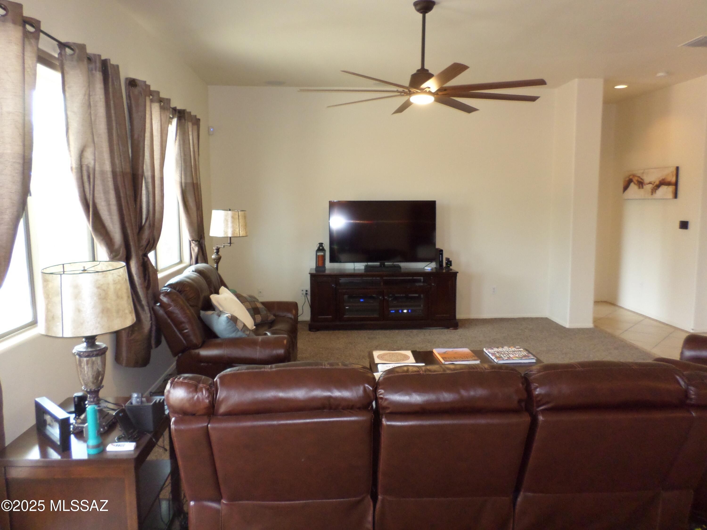 Valencia Reserve South (1-315) - Residential Lease