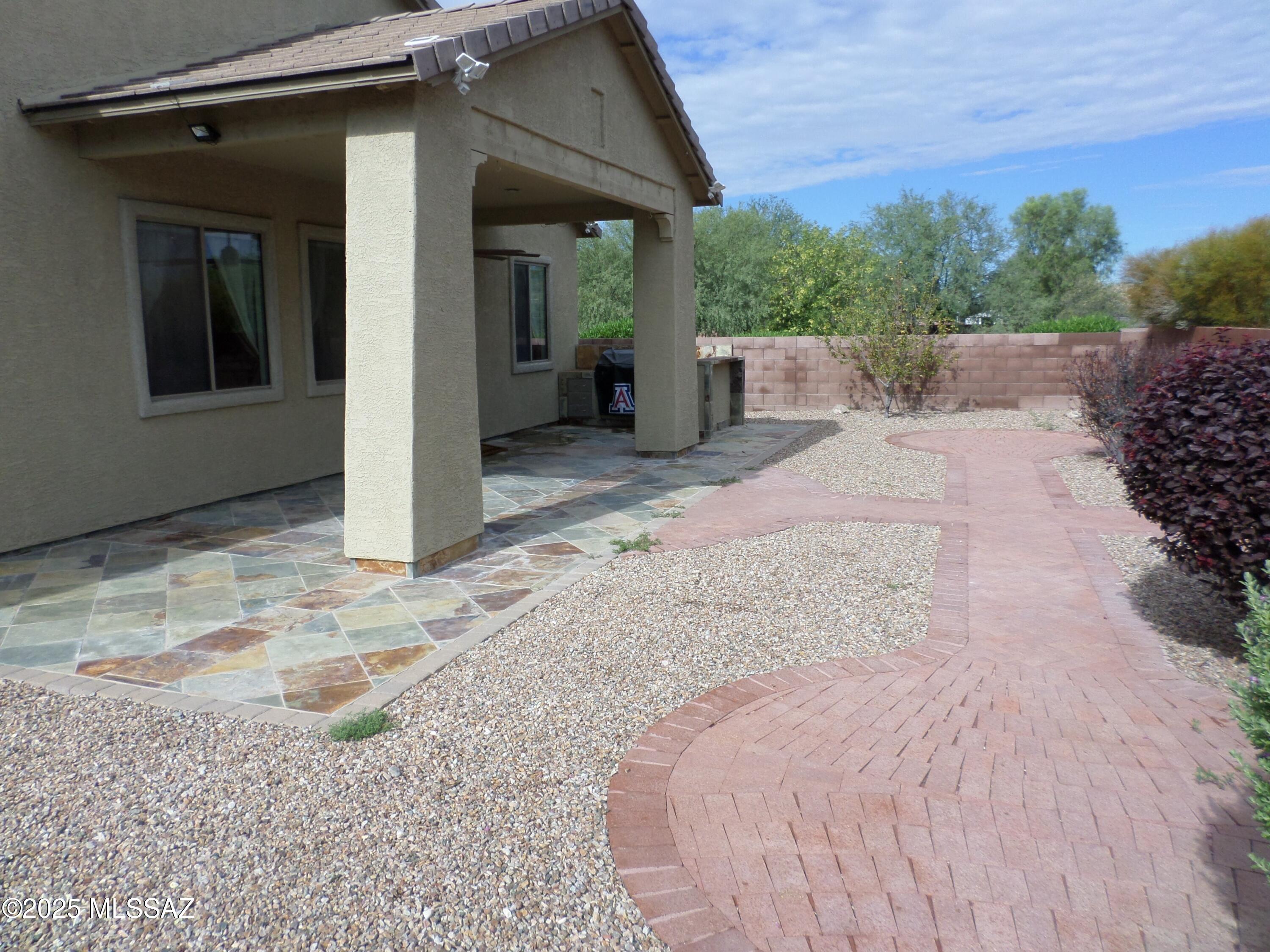 Valencia Reserve South (1-315) - Residential Lease