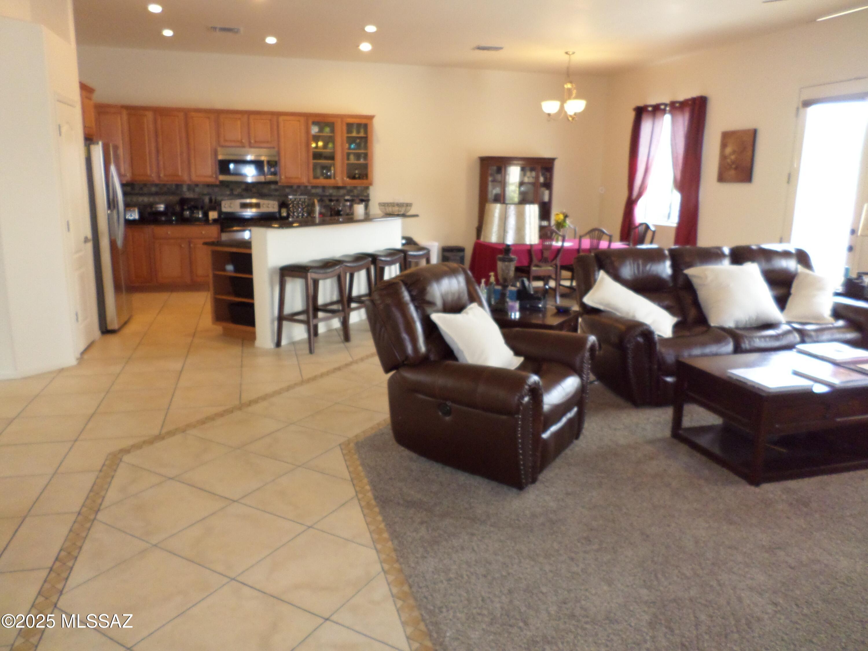 Valencia Reserve South (1-315) - Residential Lease