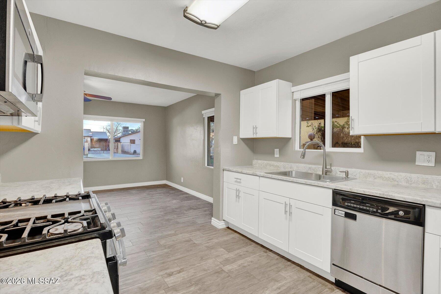 Parkway Terrace - Residential