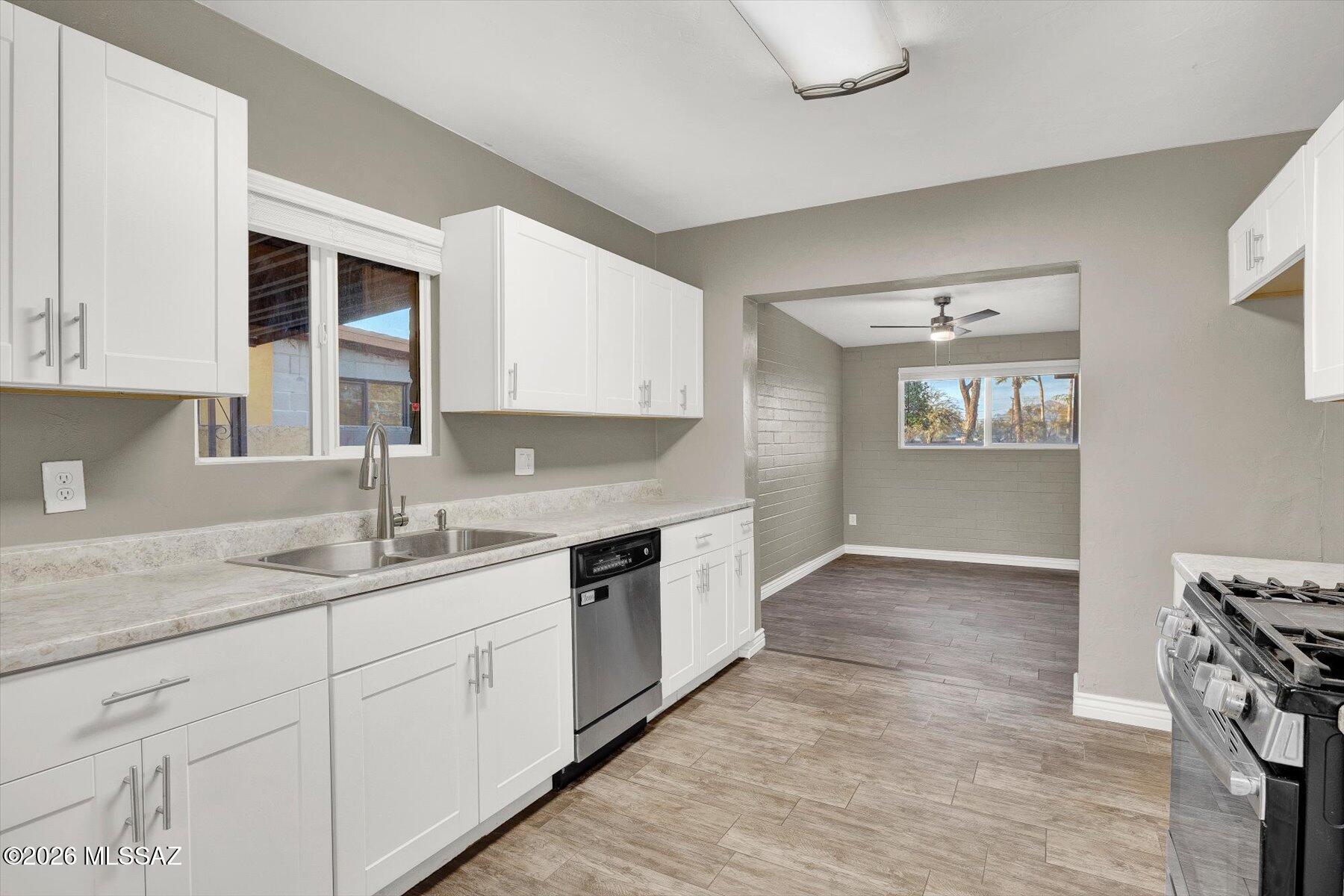 Parkway Terrace - Residential