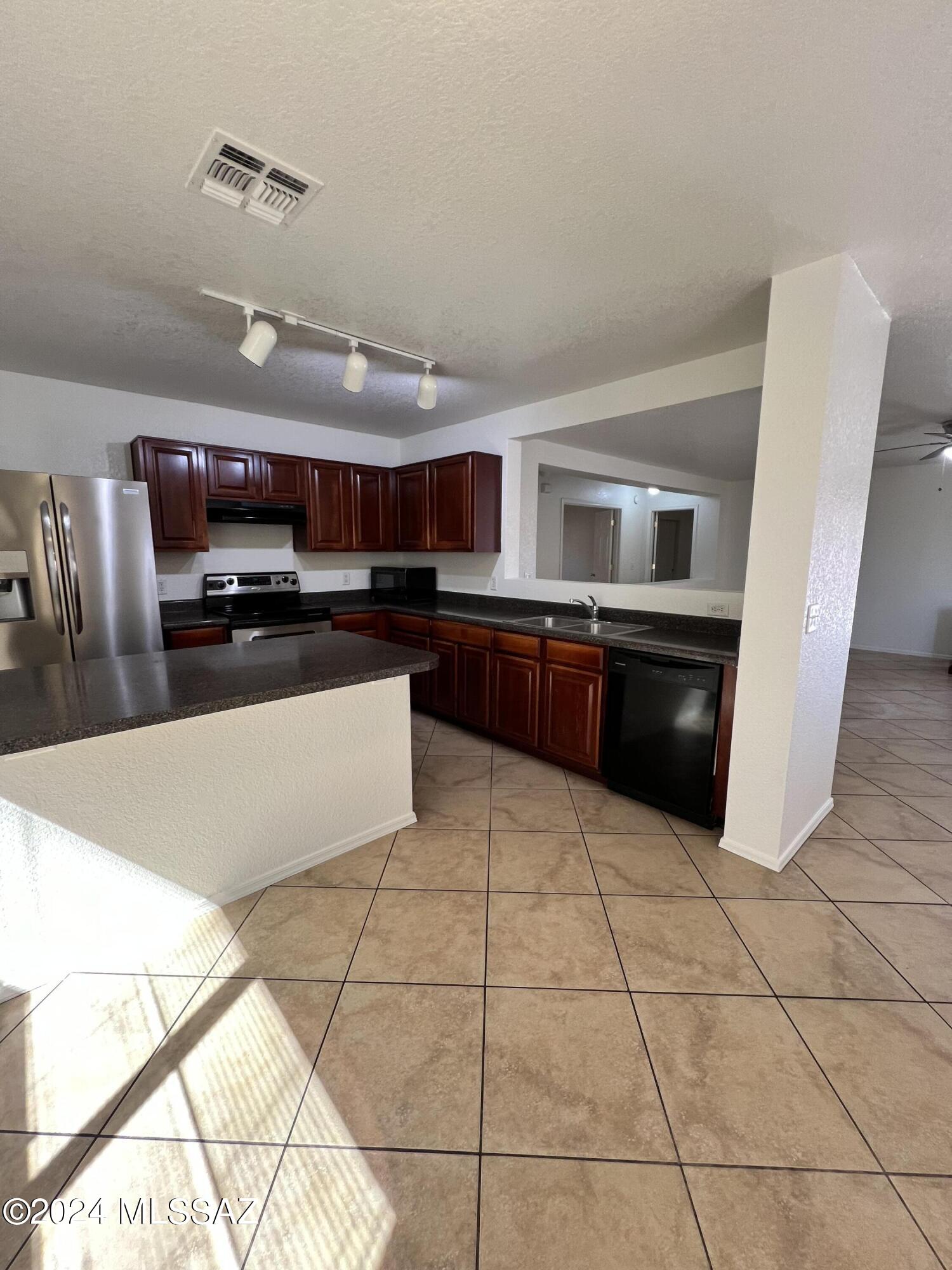 Rancho Agua Dulce (387- 781) - Residential Lease