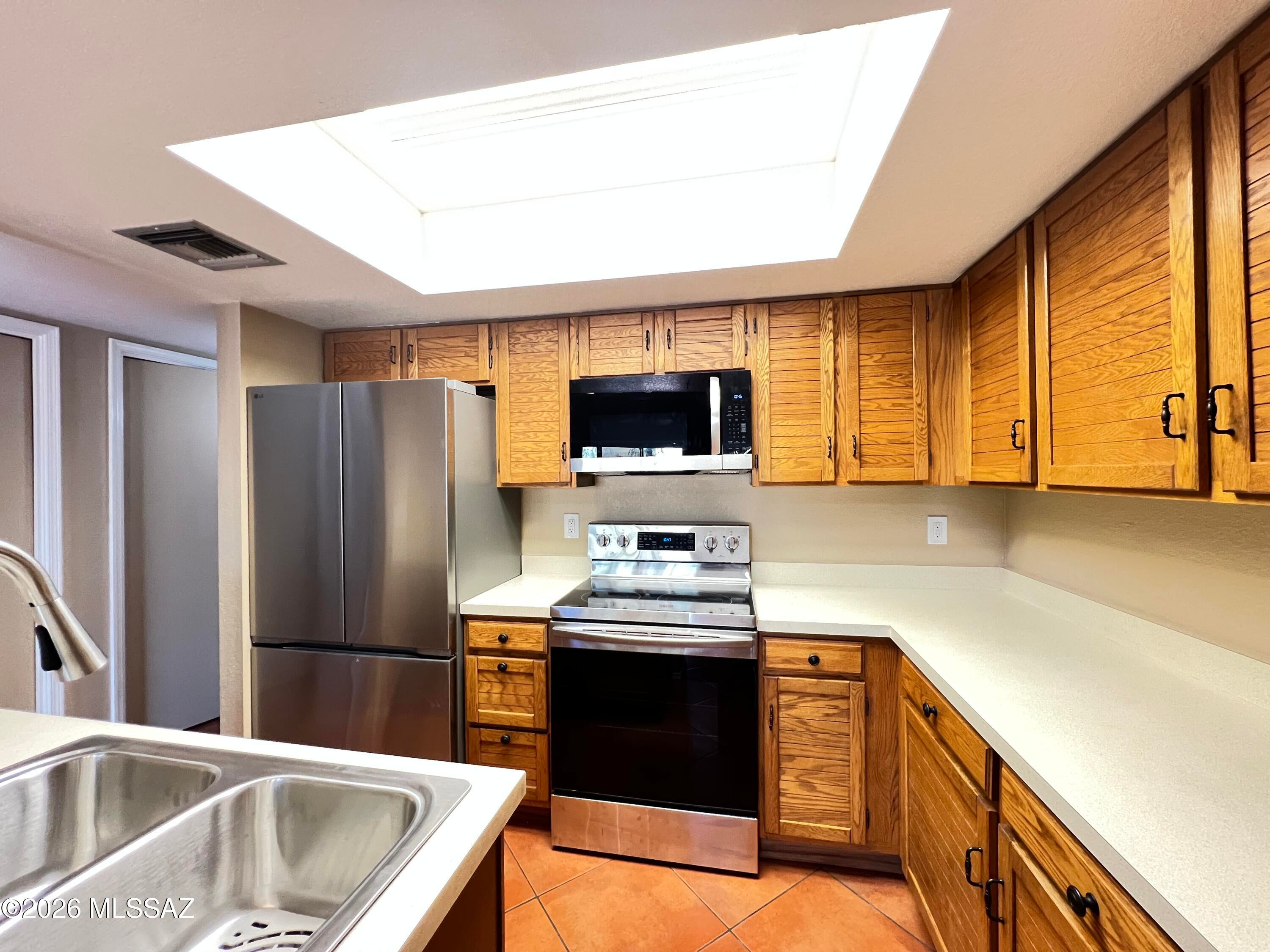Coronado Ridge (1-258) - Residential Lease
