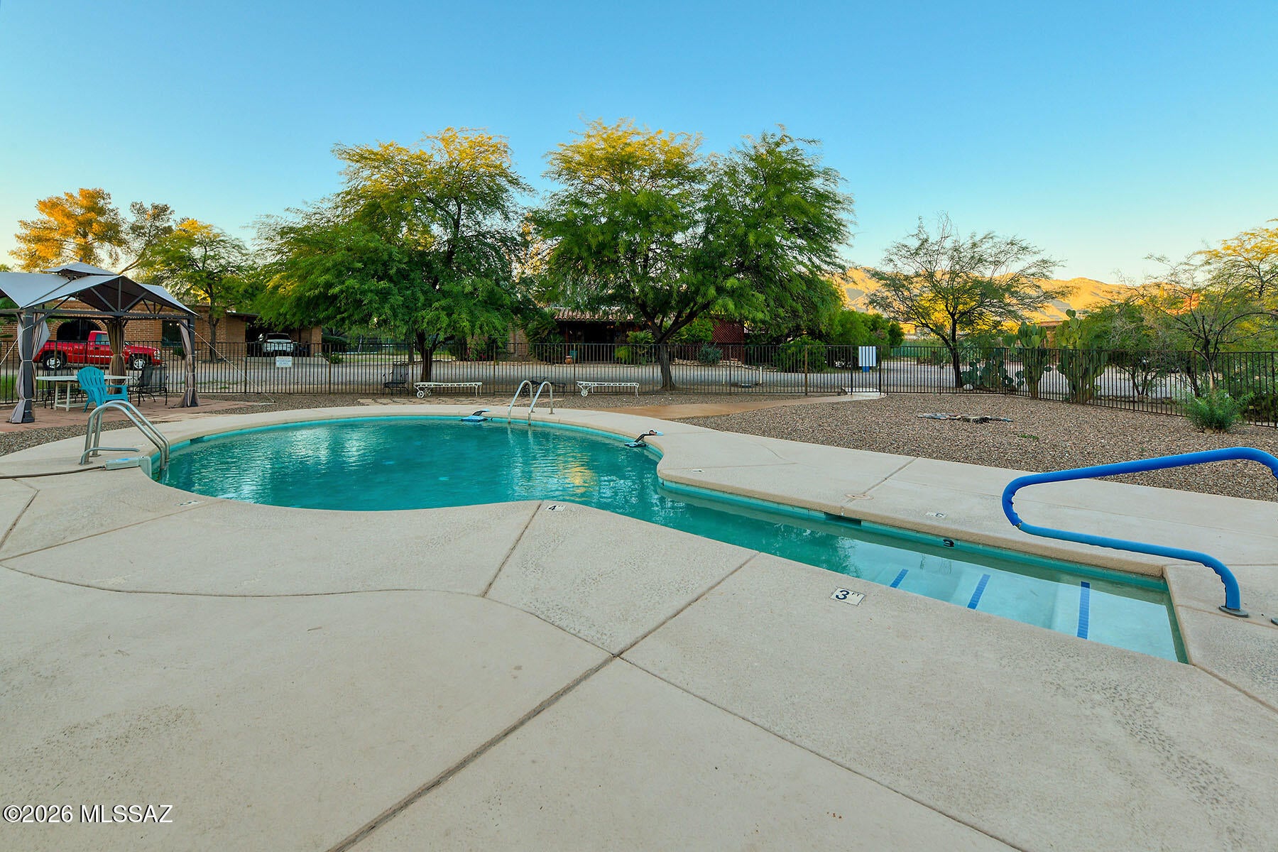 Racquet Club Condominium - Residential