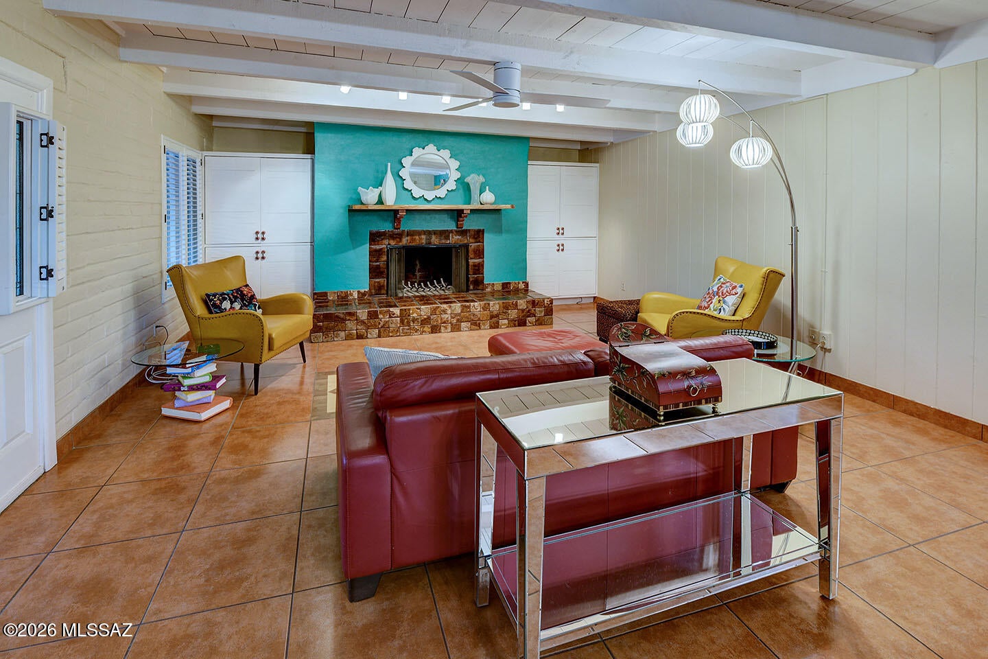 Racquet Club Condominium - Residential